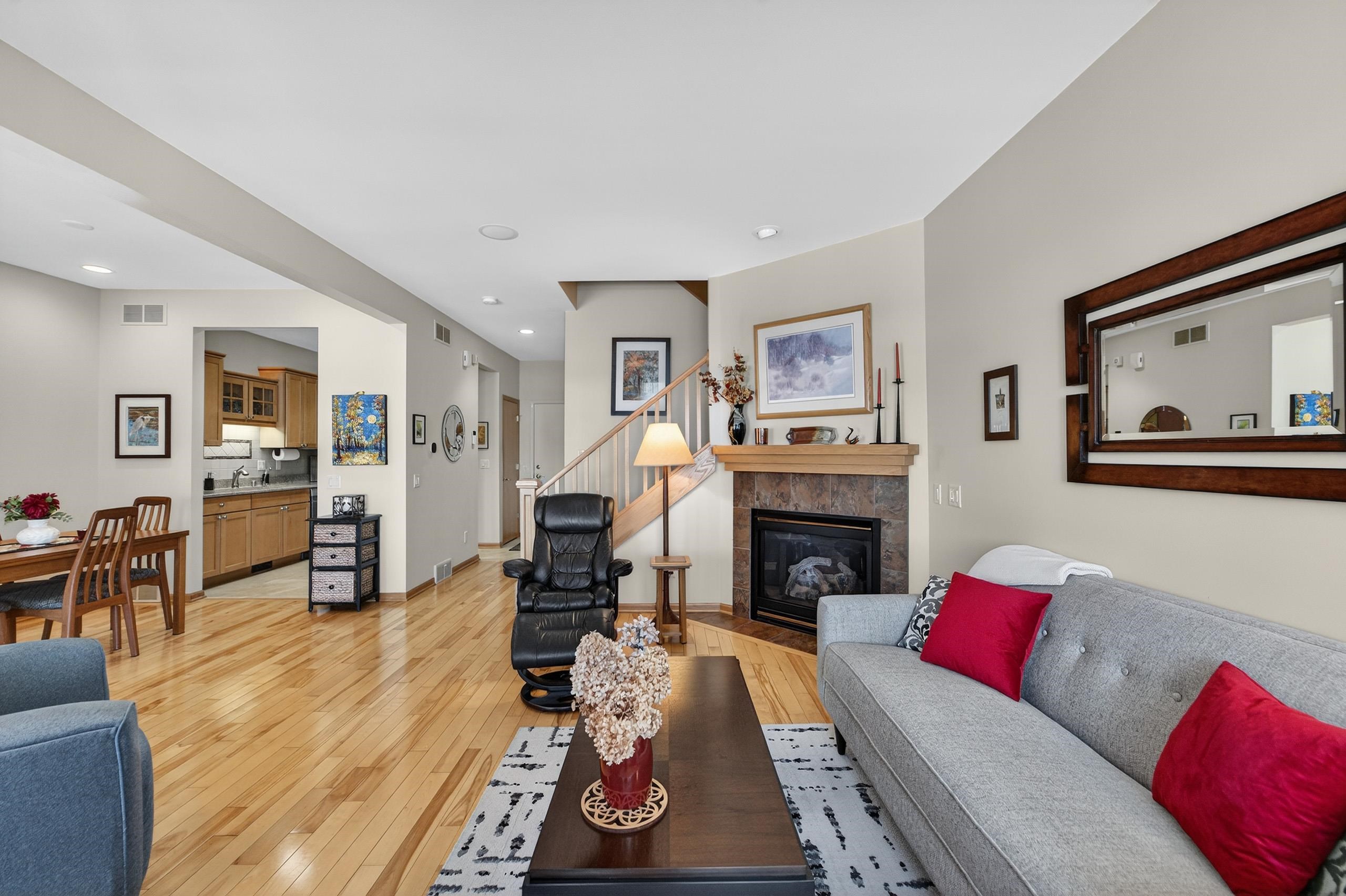 13 Wood Brook Way