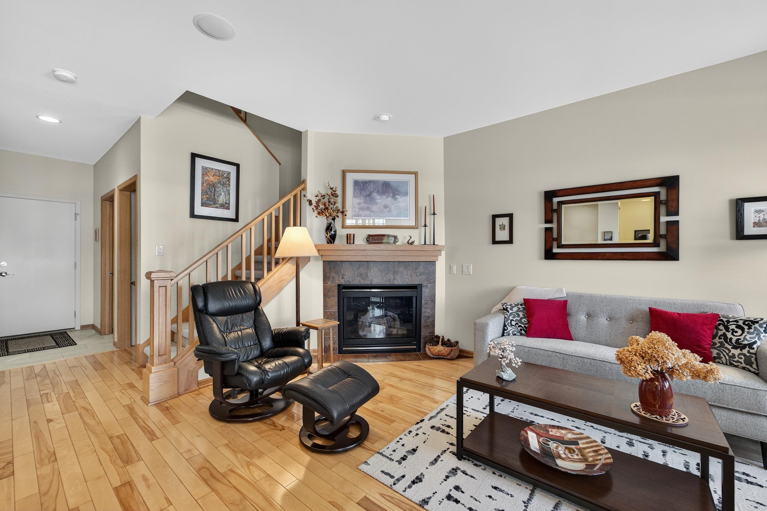 13 Wood Brook Way