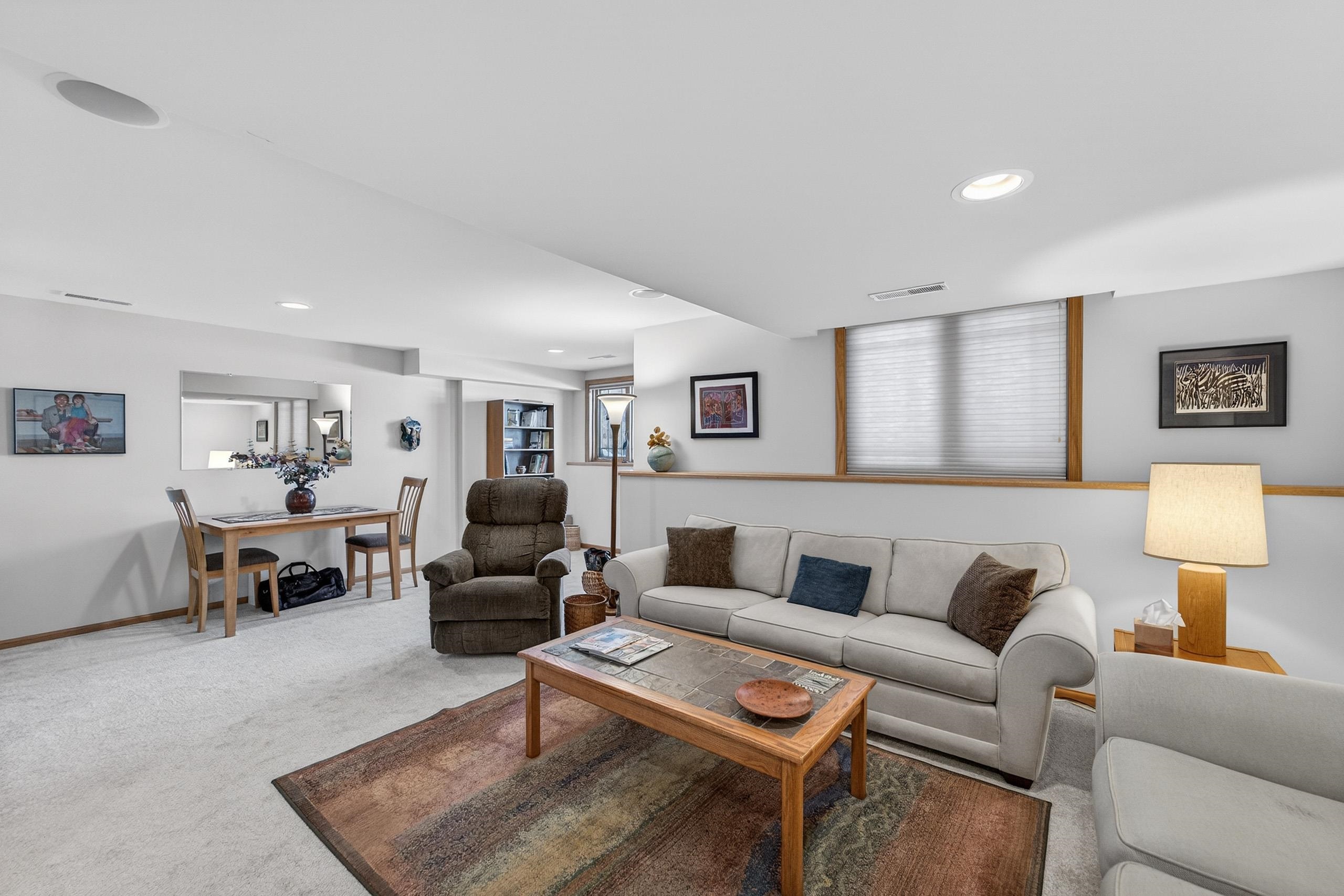 13 Wood Brook Way