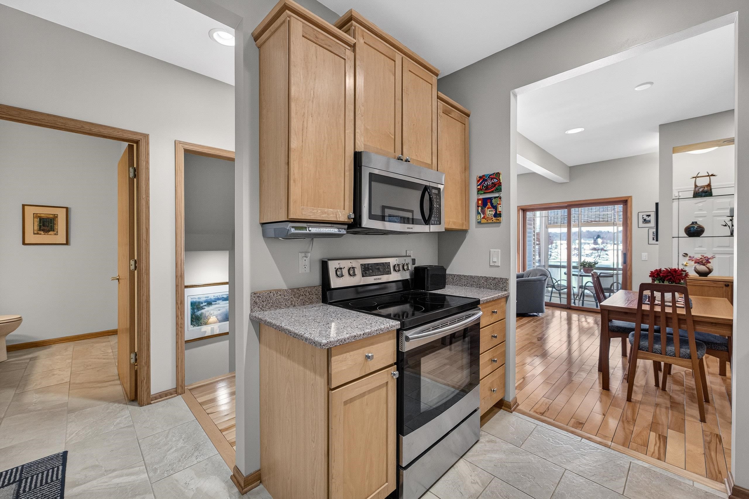 13 Wood Brook Way