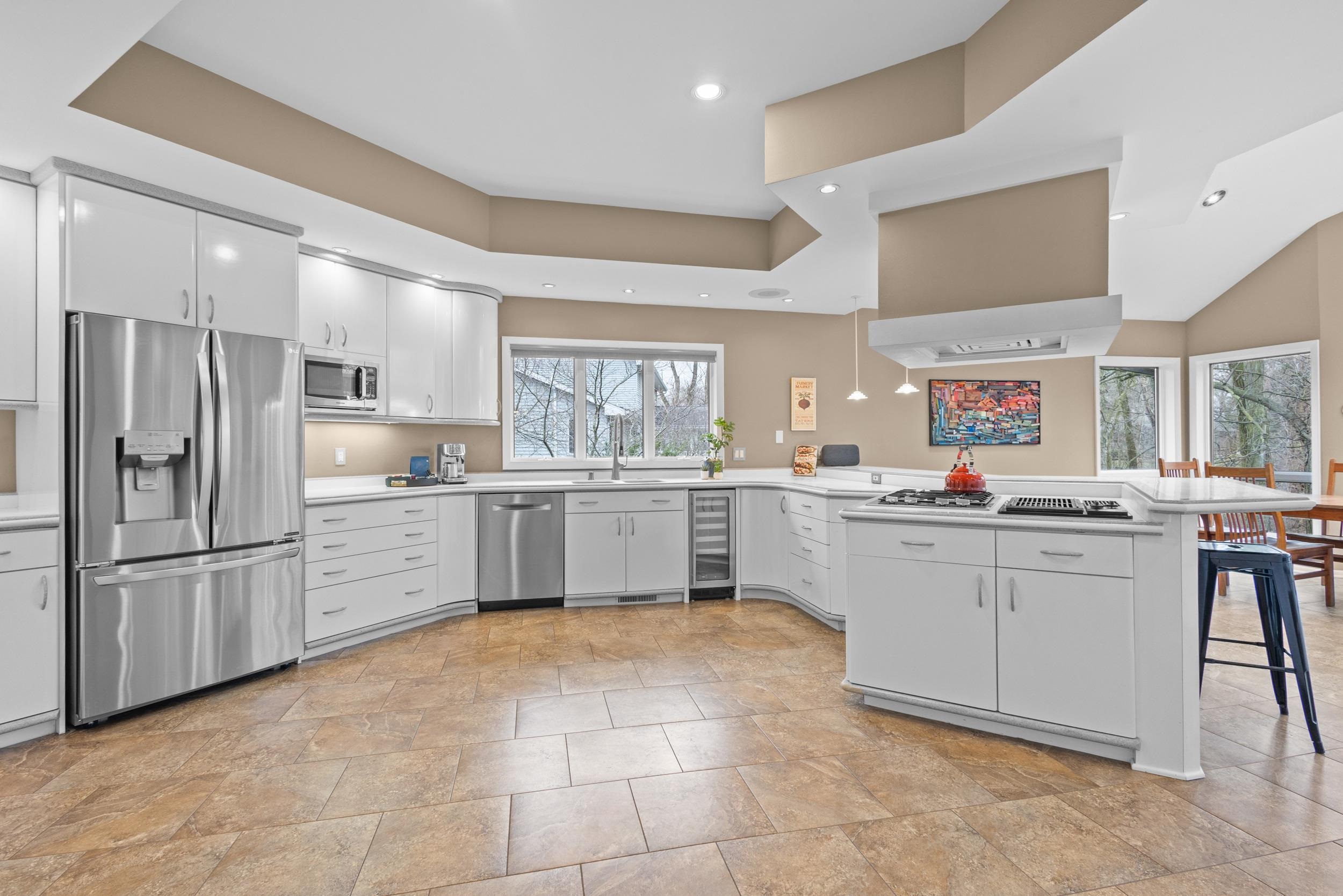828 Tamarack Way