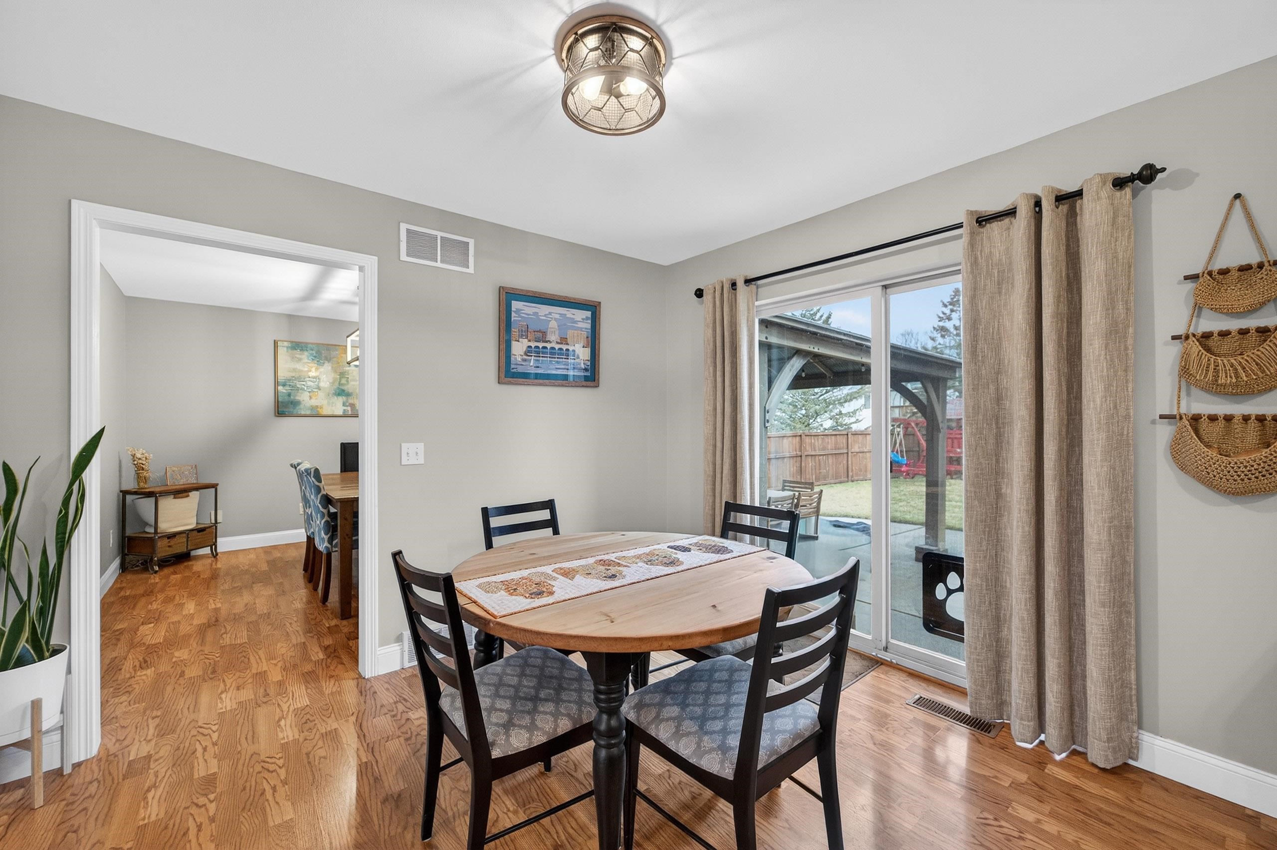 730 Highcliff Trail