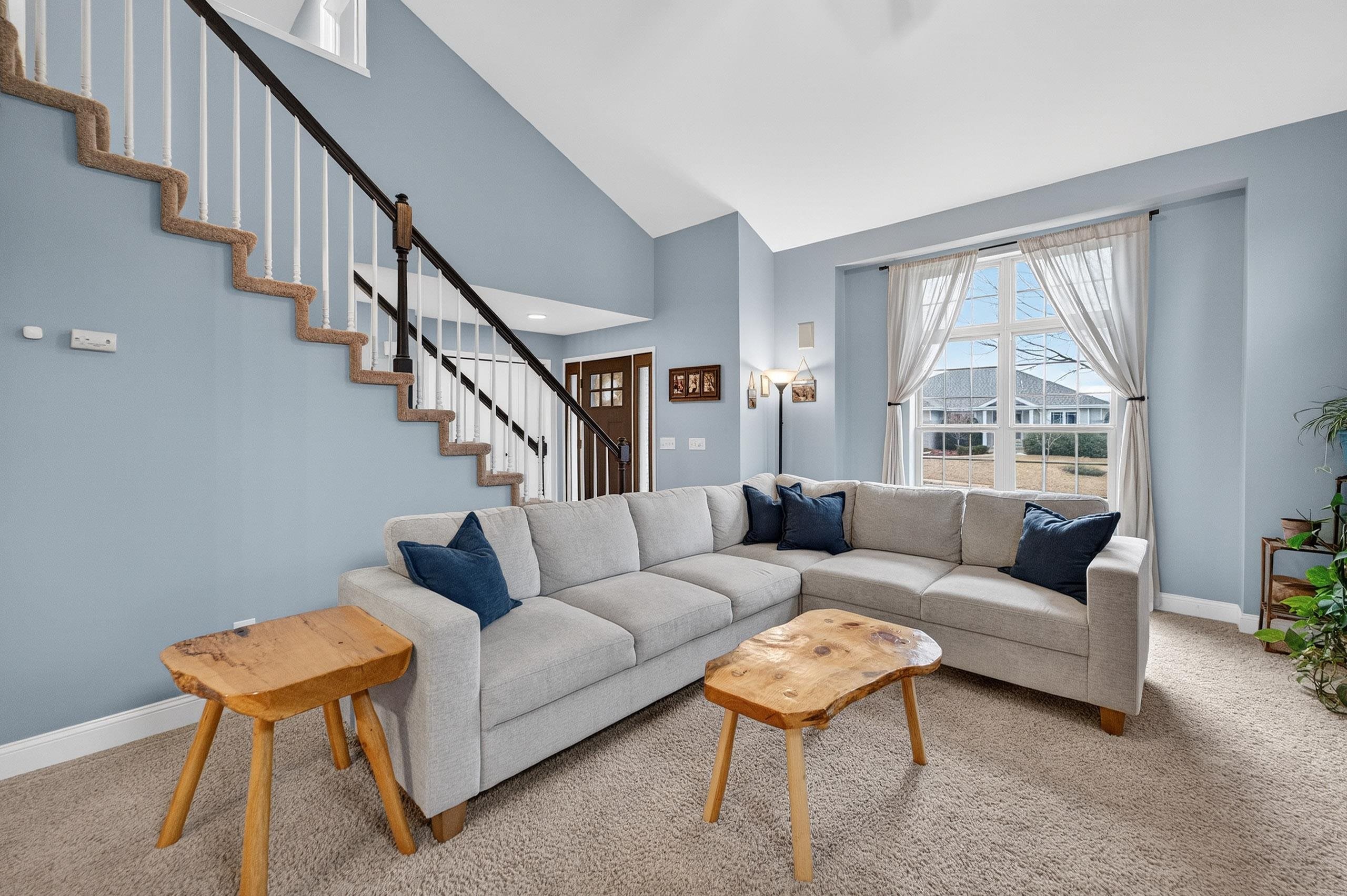730 Highcliff Trail