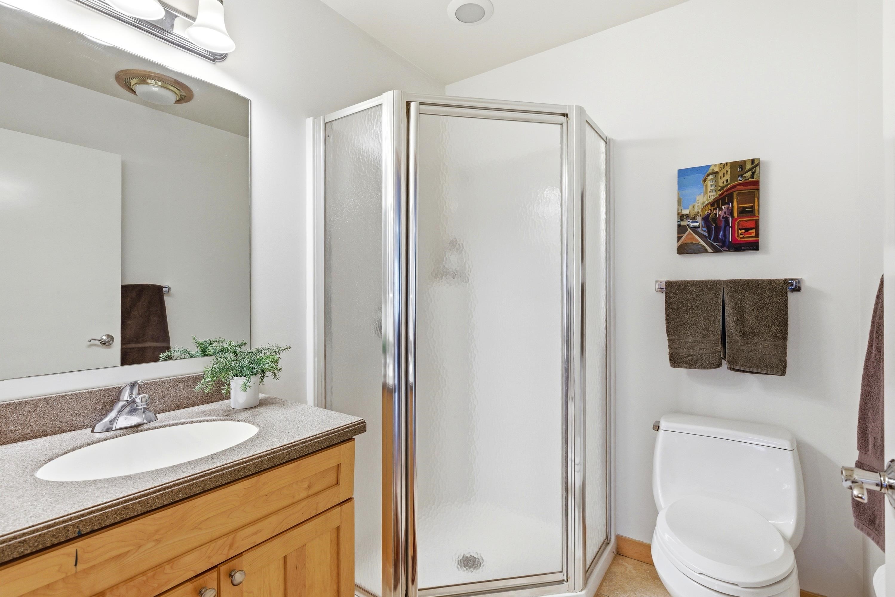 360 W Washington Avenue Unit: 403