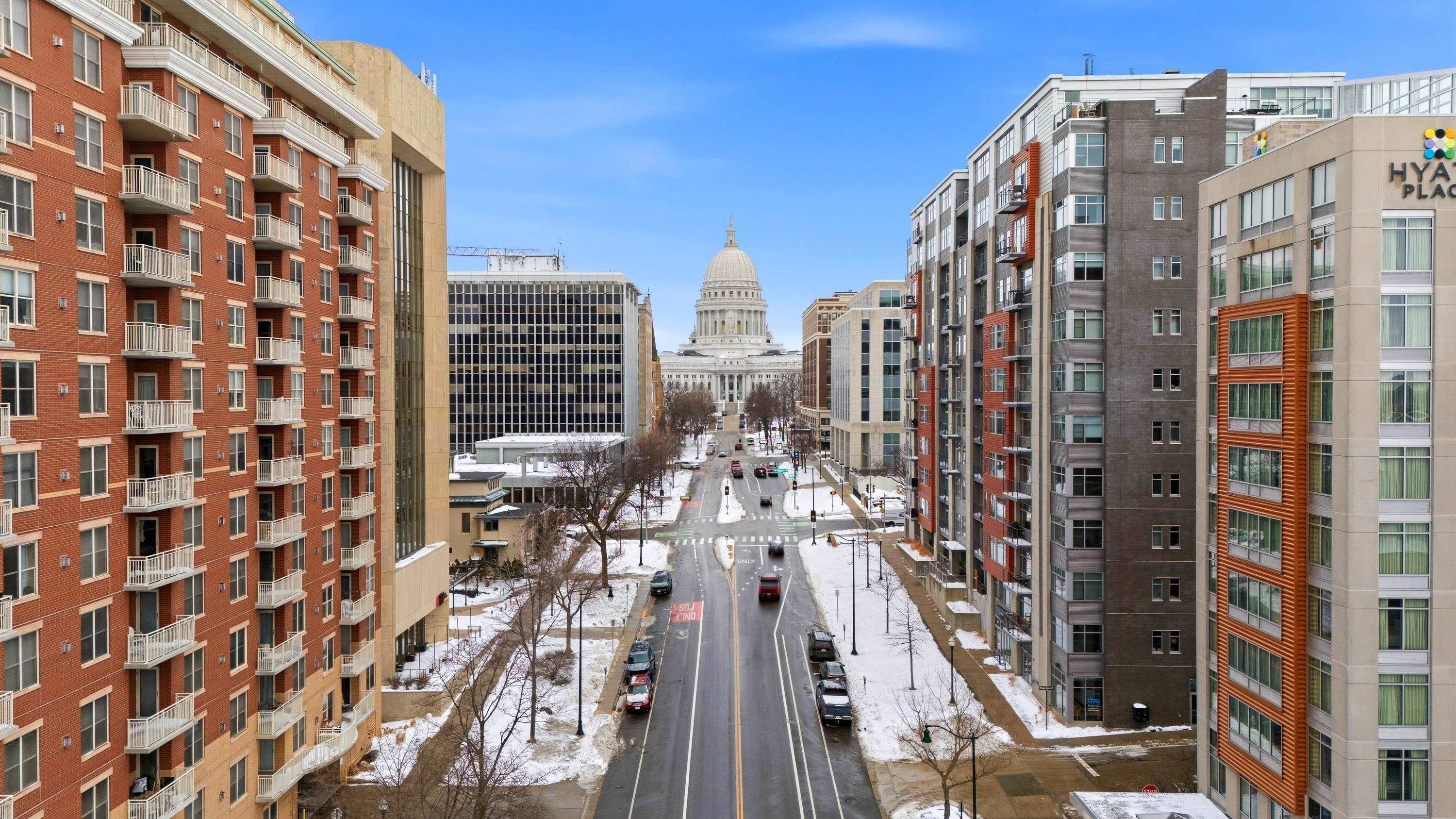 360 W Washington Avenue Unit: 403