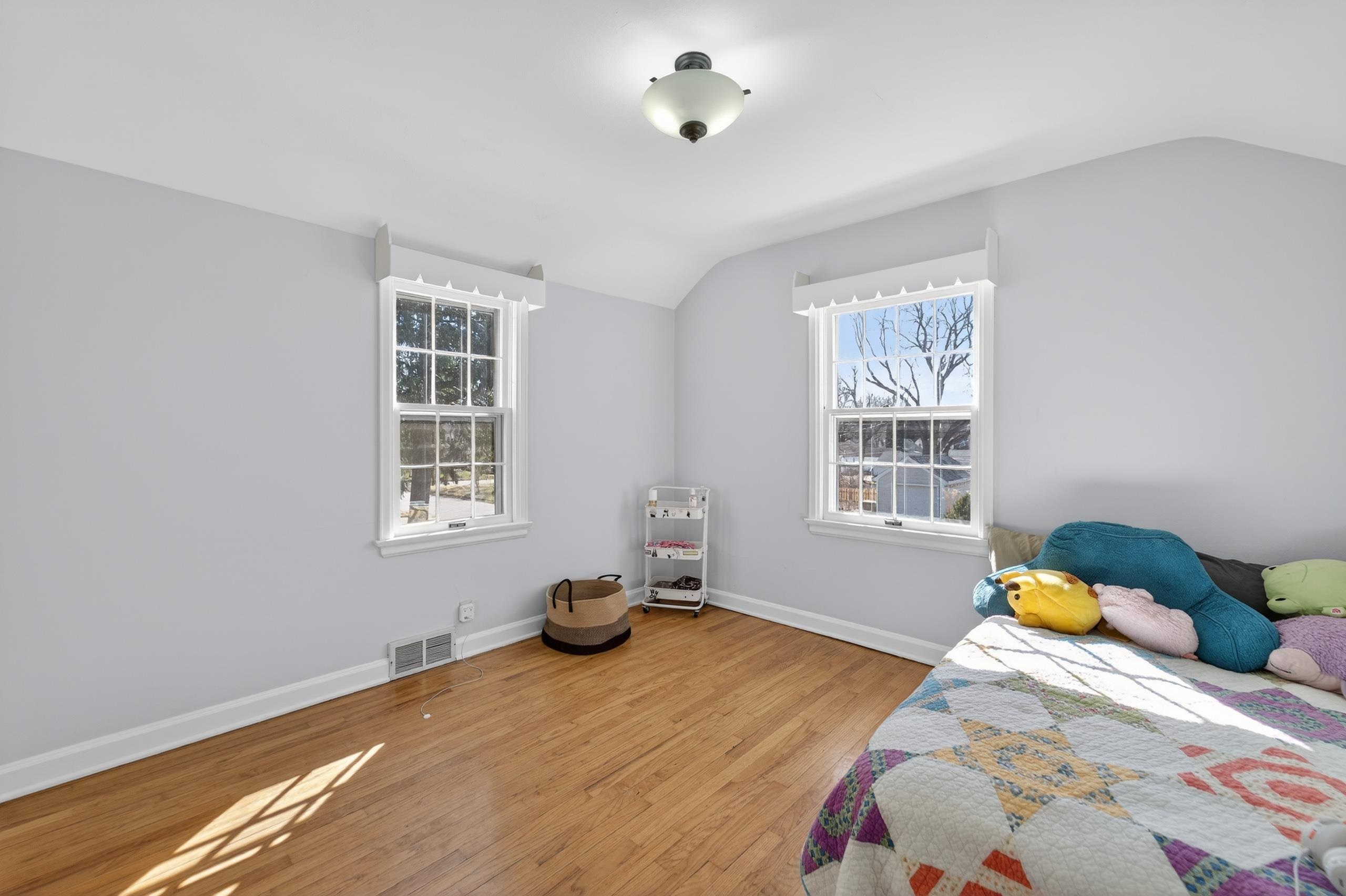 1402 Farragut Street