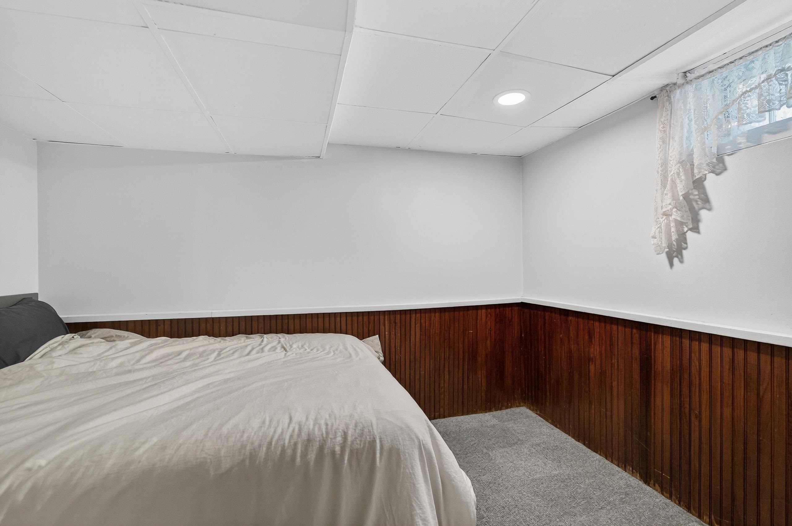 1402 Farragut Street