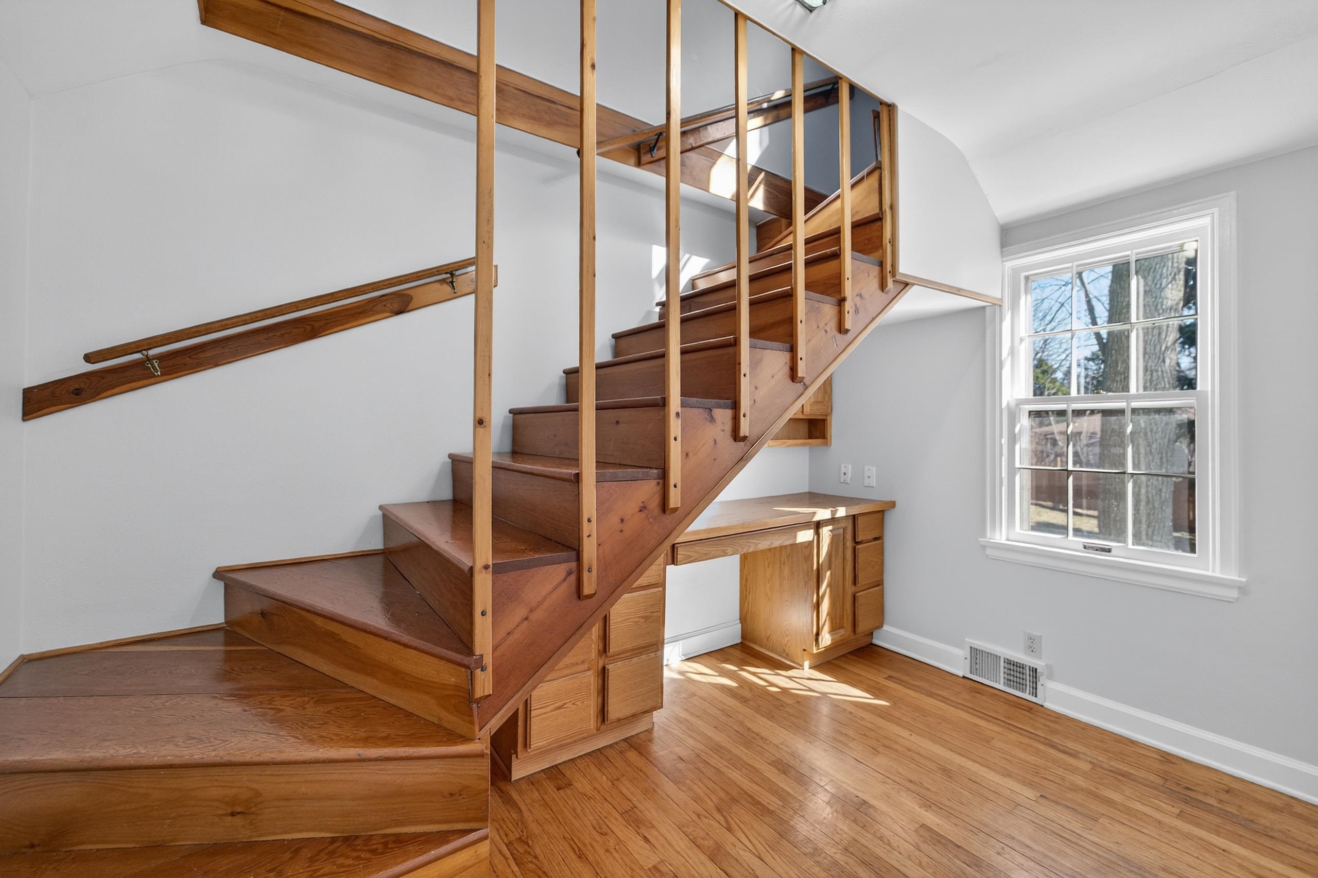 1402 Farragut Street