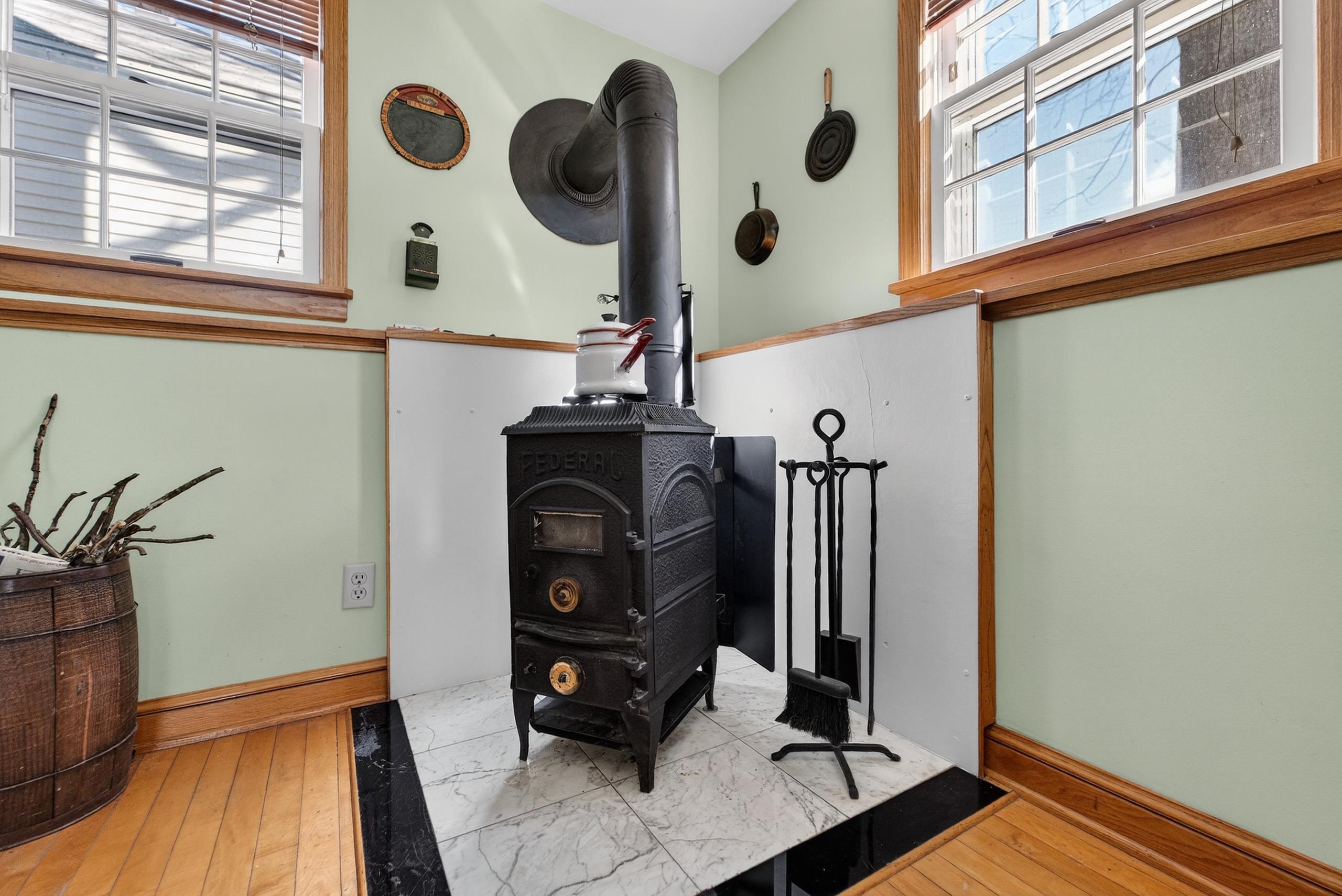 1402 Farragut Street