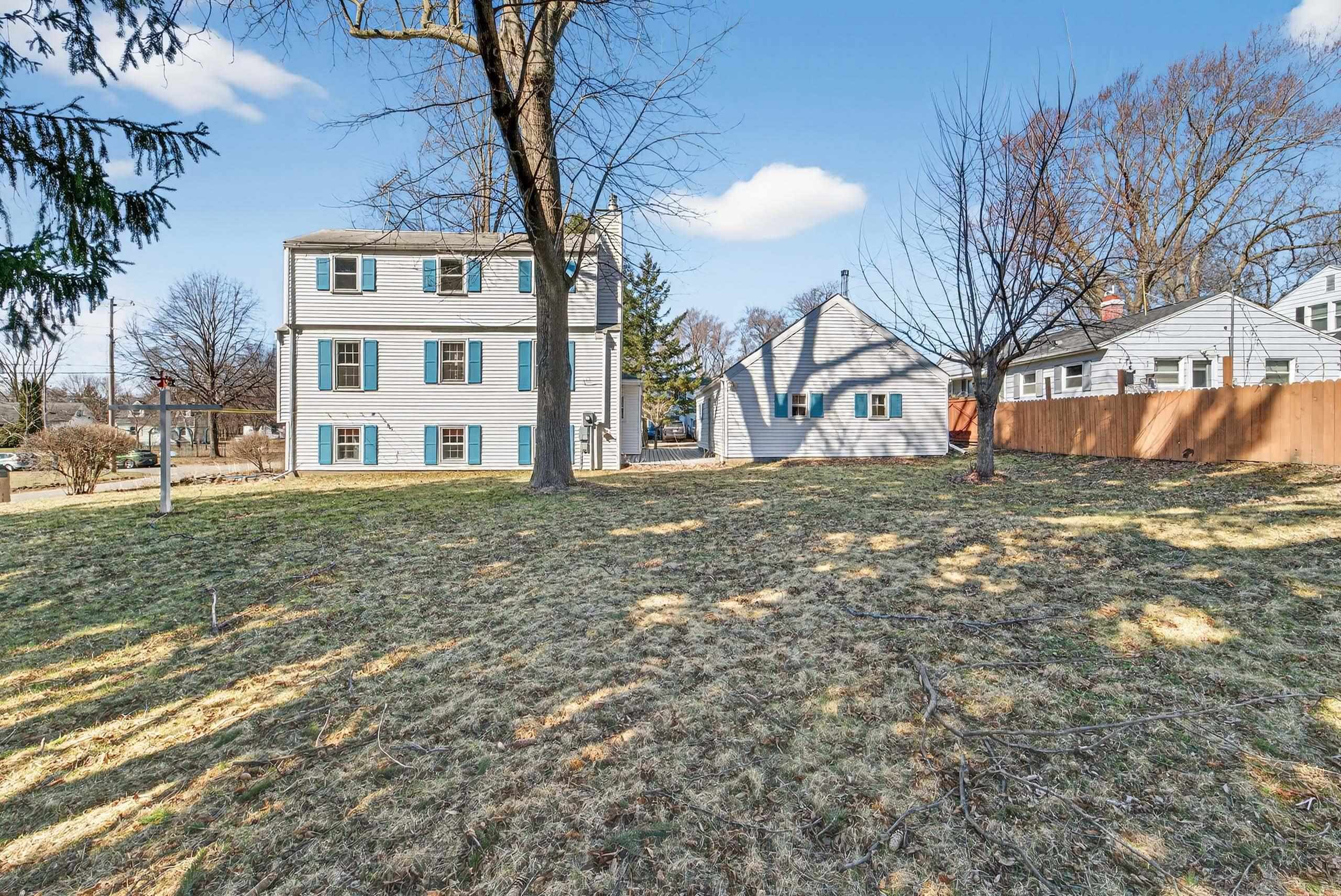 1402 Farragut Street