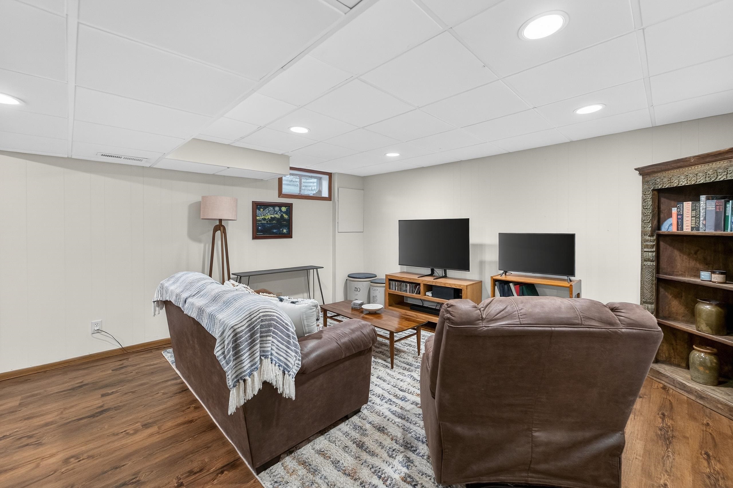 3542 Valley Ridge Road