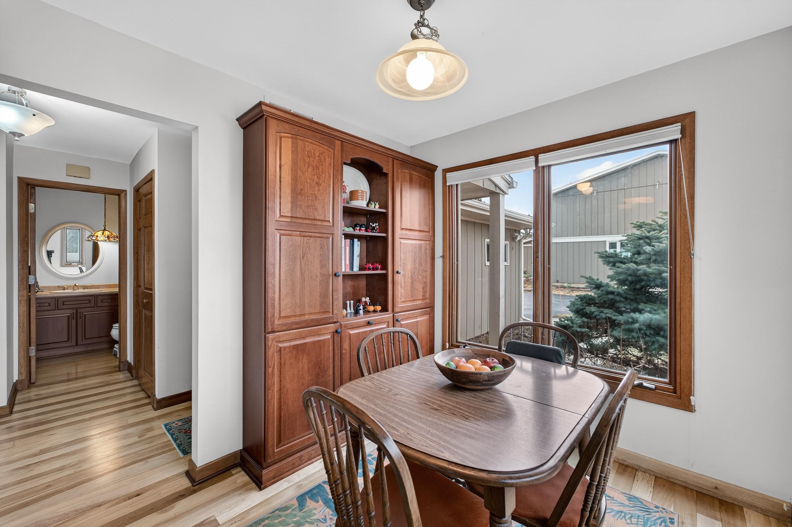 3542 Valley Ridge Road