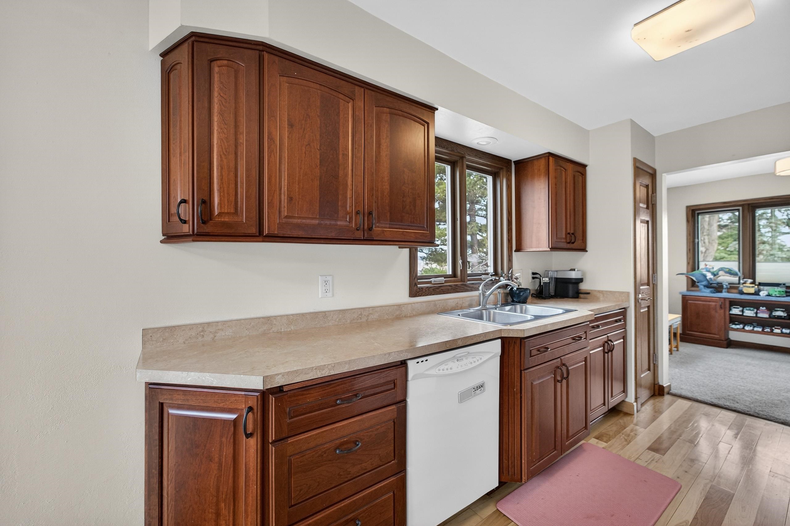 3542 Valley Ridge Road