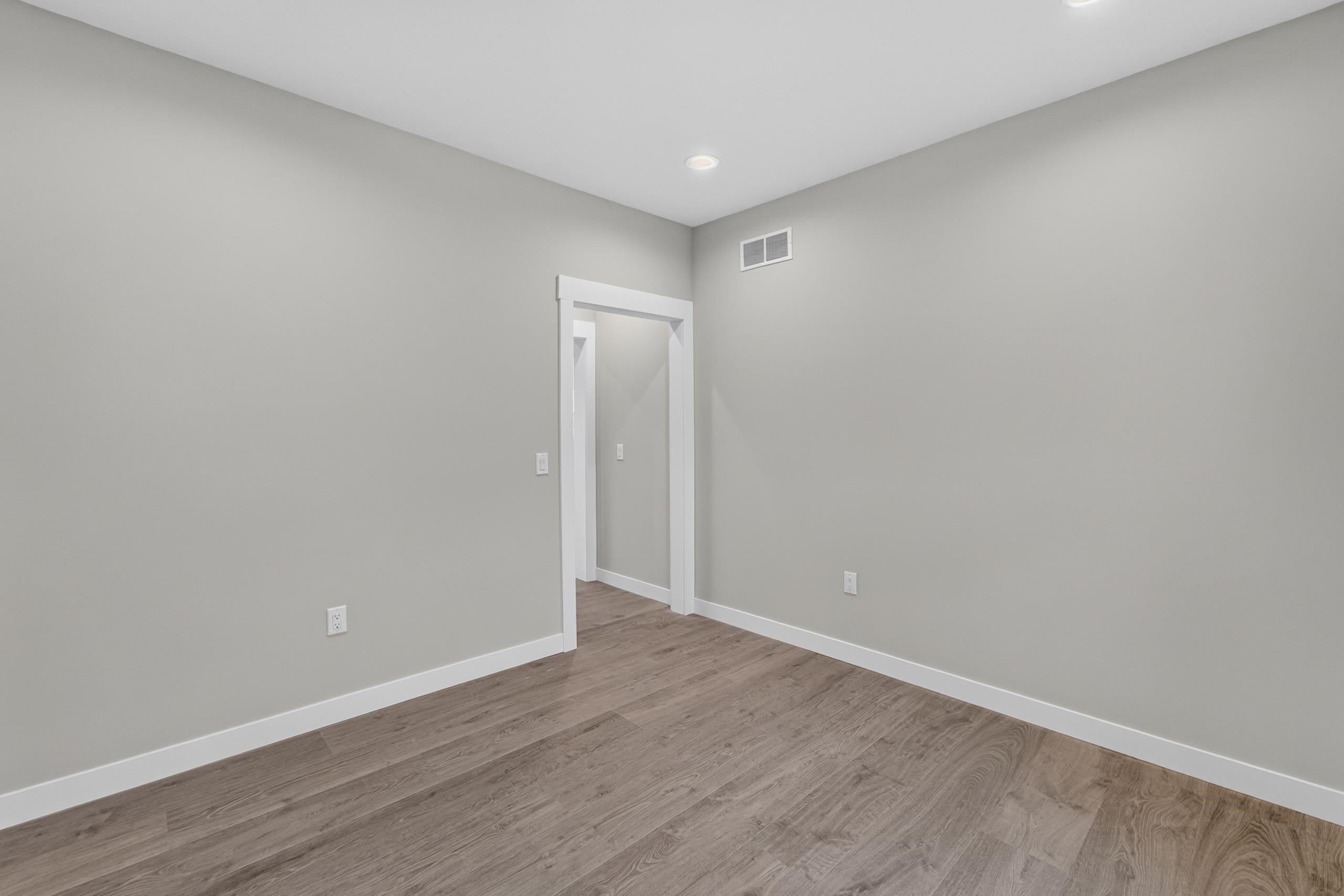 1769 Woodford Road