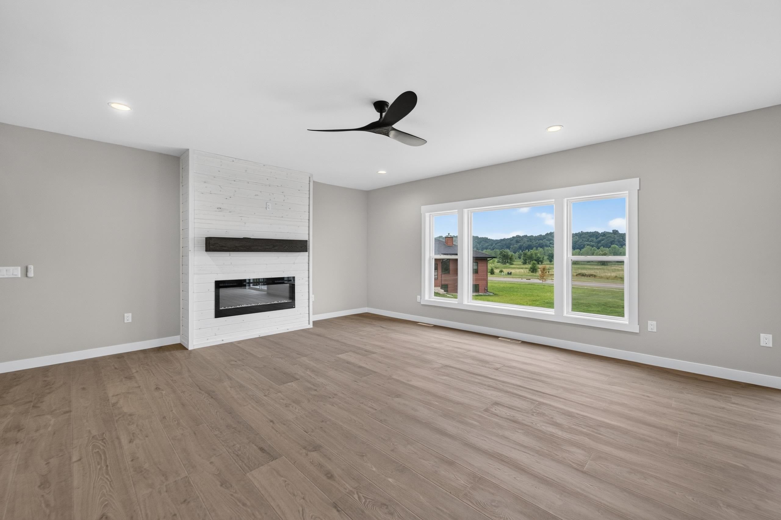 1769 Woodford Road