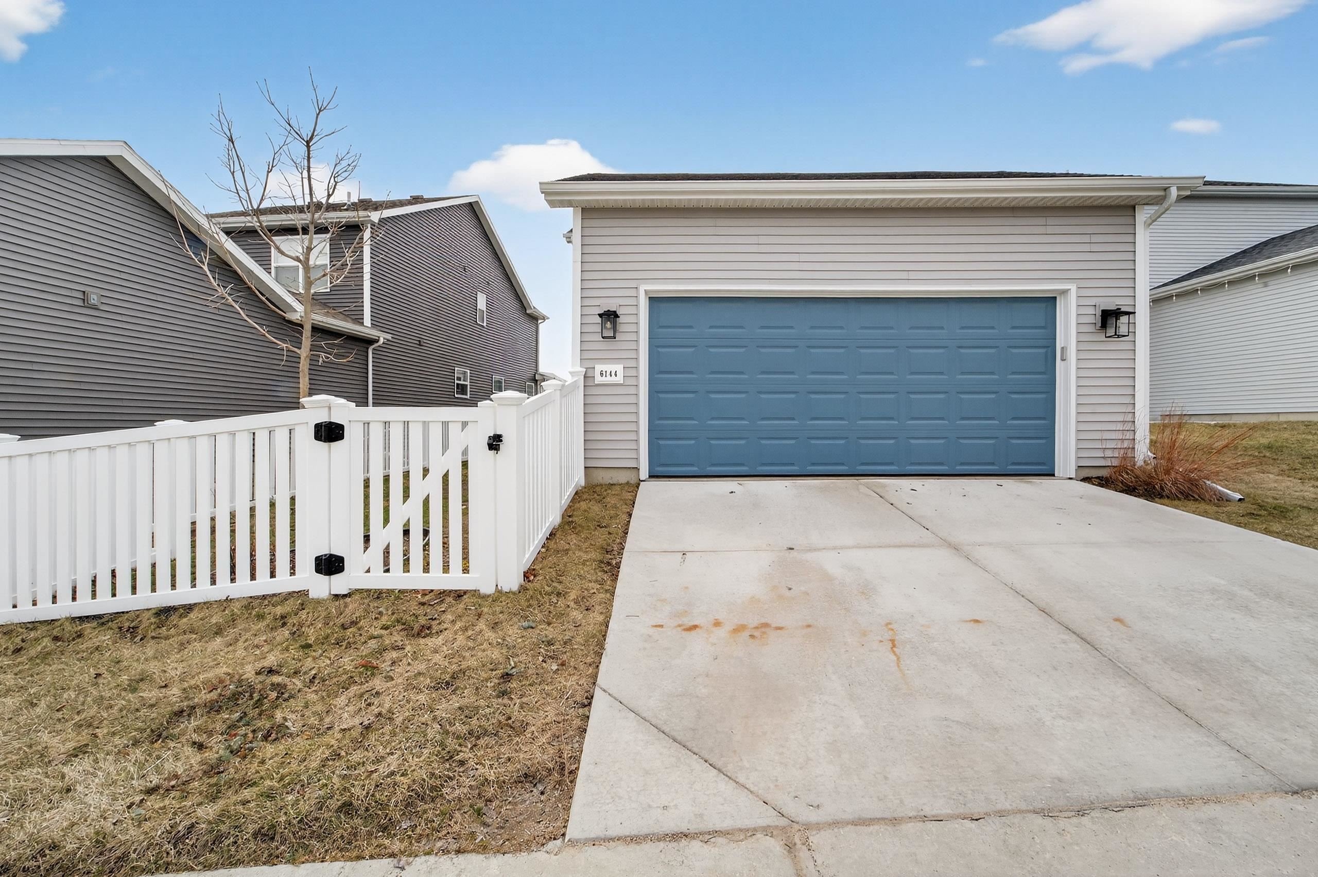 6144 Stoney Oak Lane