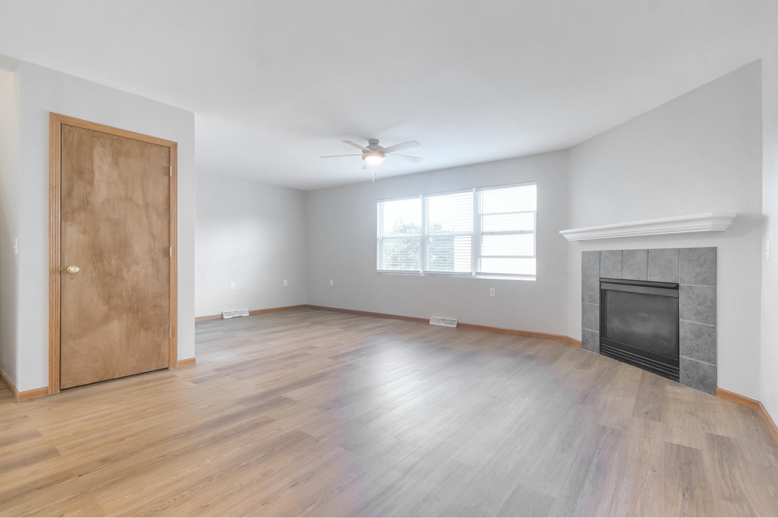 2414 Commercial Avenue