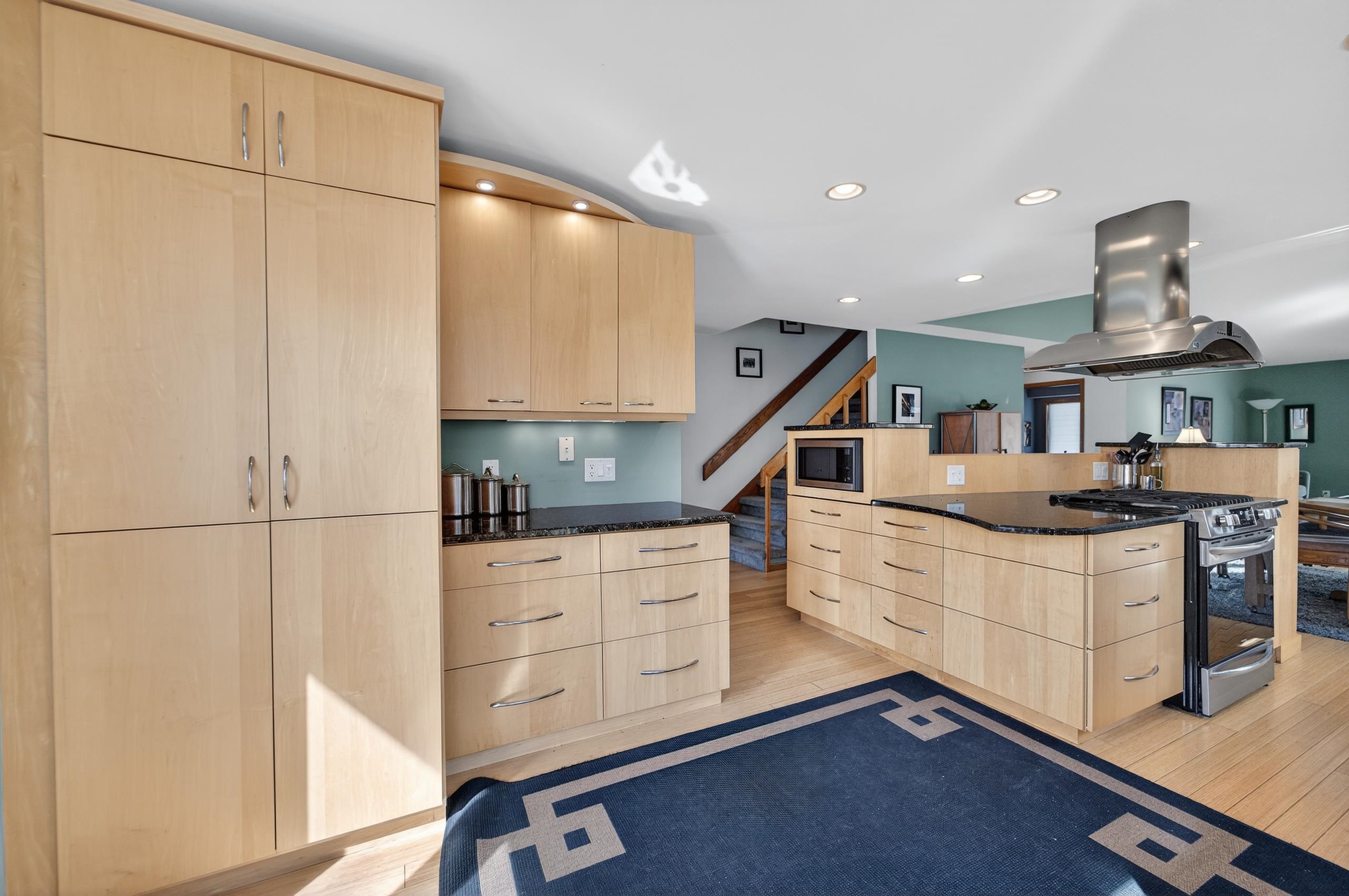 5316 Lighthouse Bay Drive