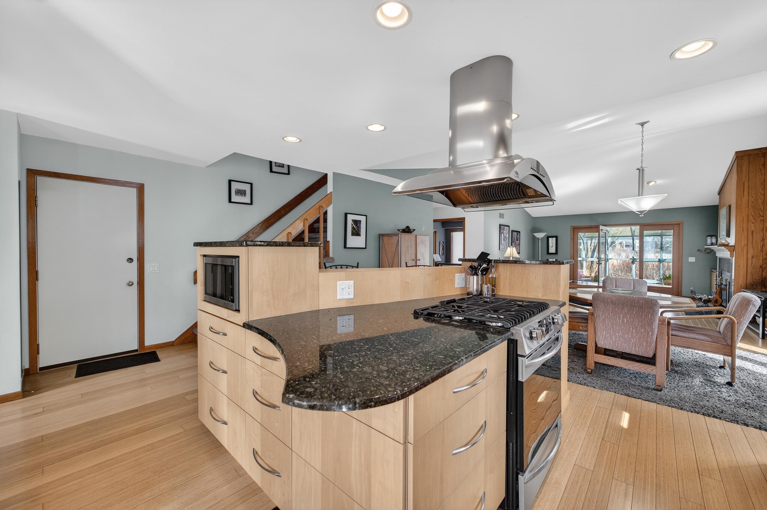 5316 Lighthouse Bay Drive