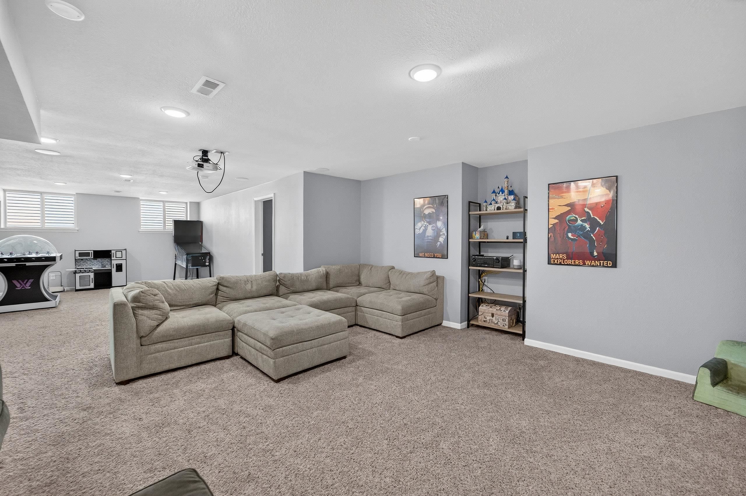 301 Hallmark Way