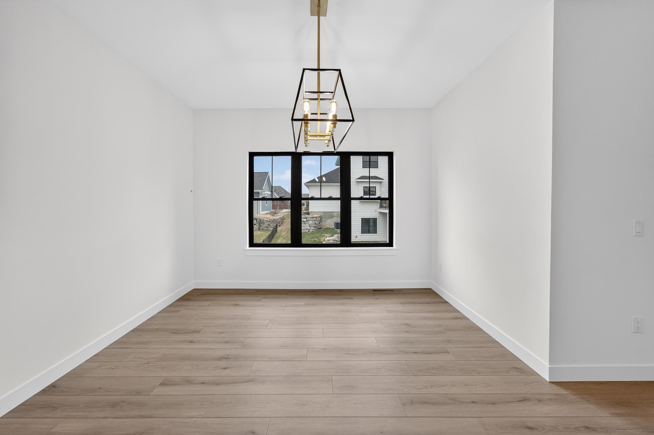 6249 Ronald Reagan Drive