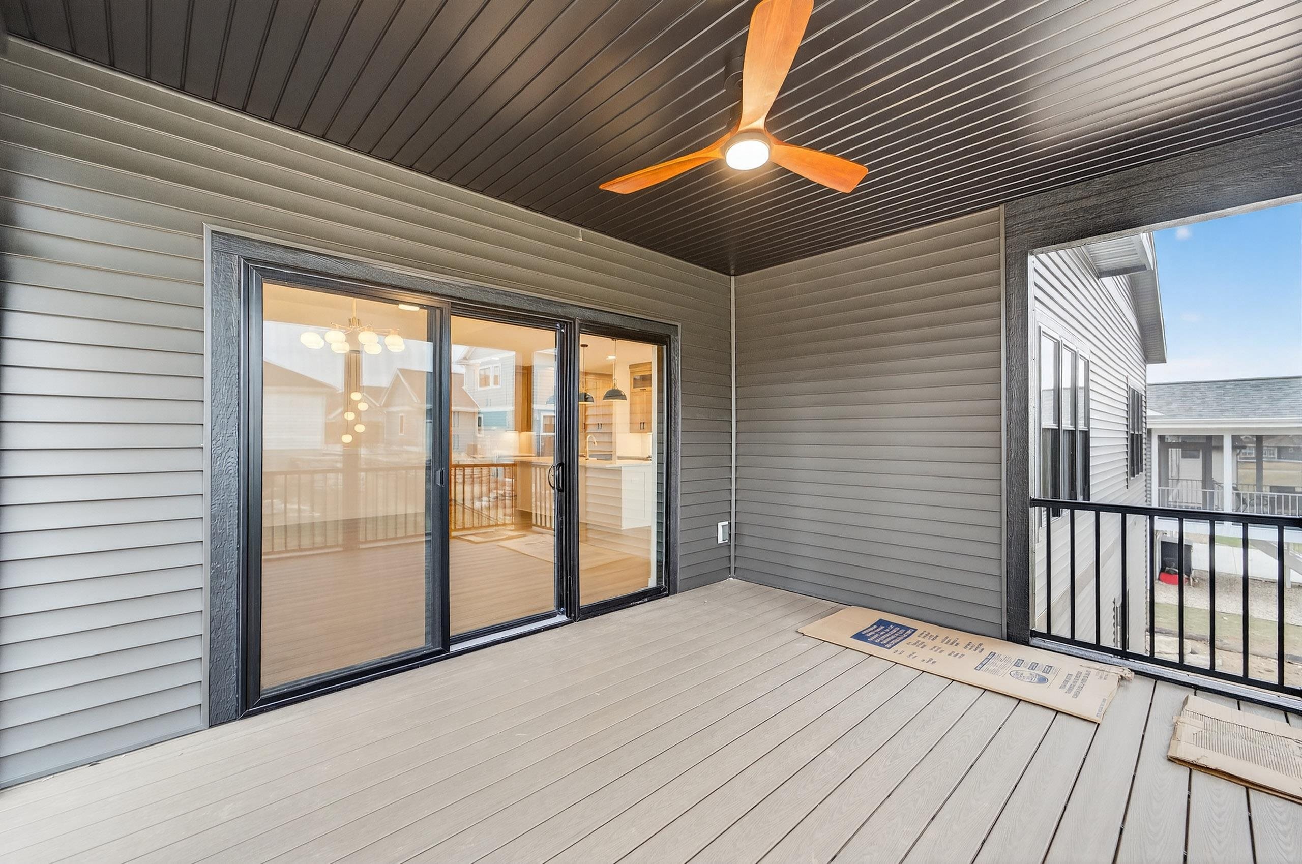 6249 Ronald Reagan Drive