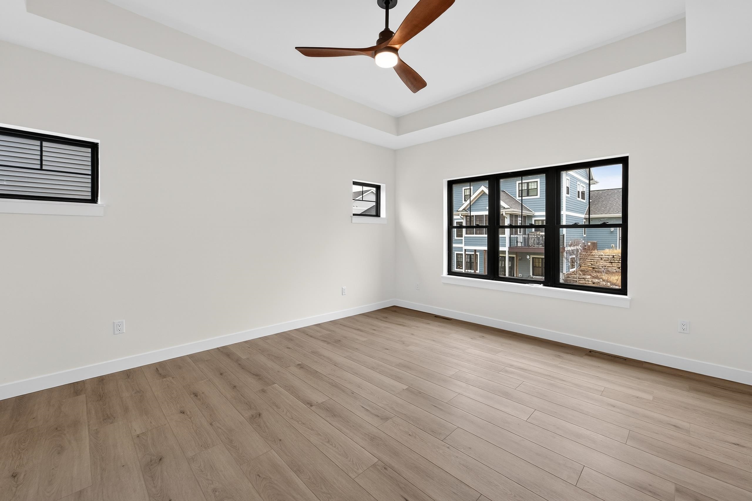 6249 Ronald Reagan Drive