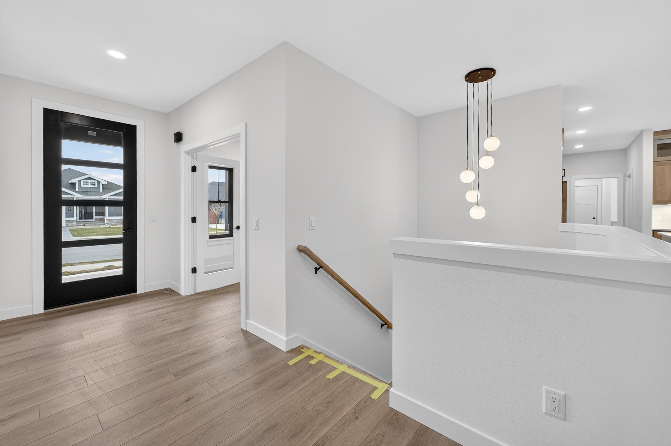 6249 Ronald Reagan Drive