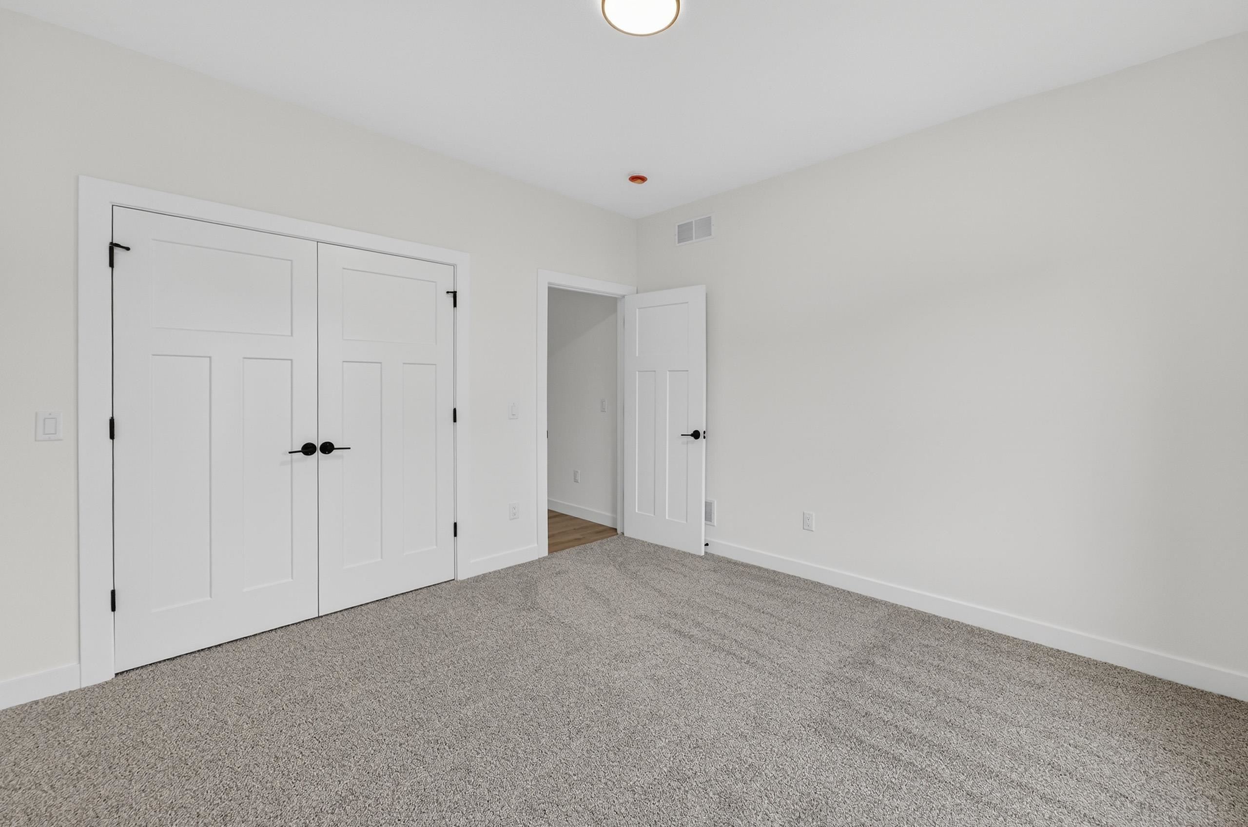 6249 Ronald Reagan Drive