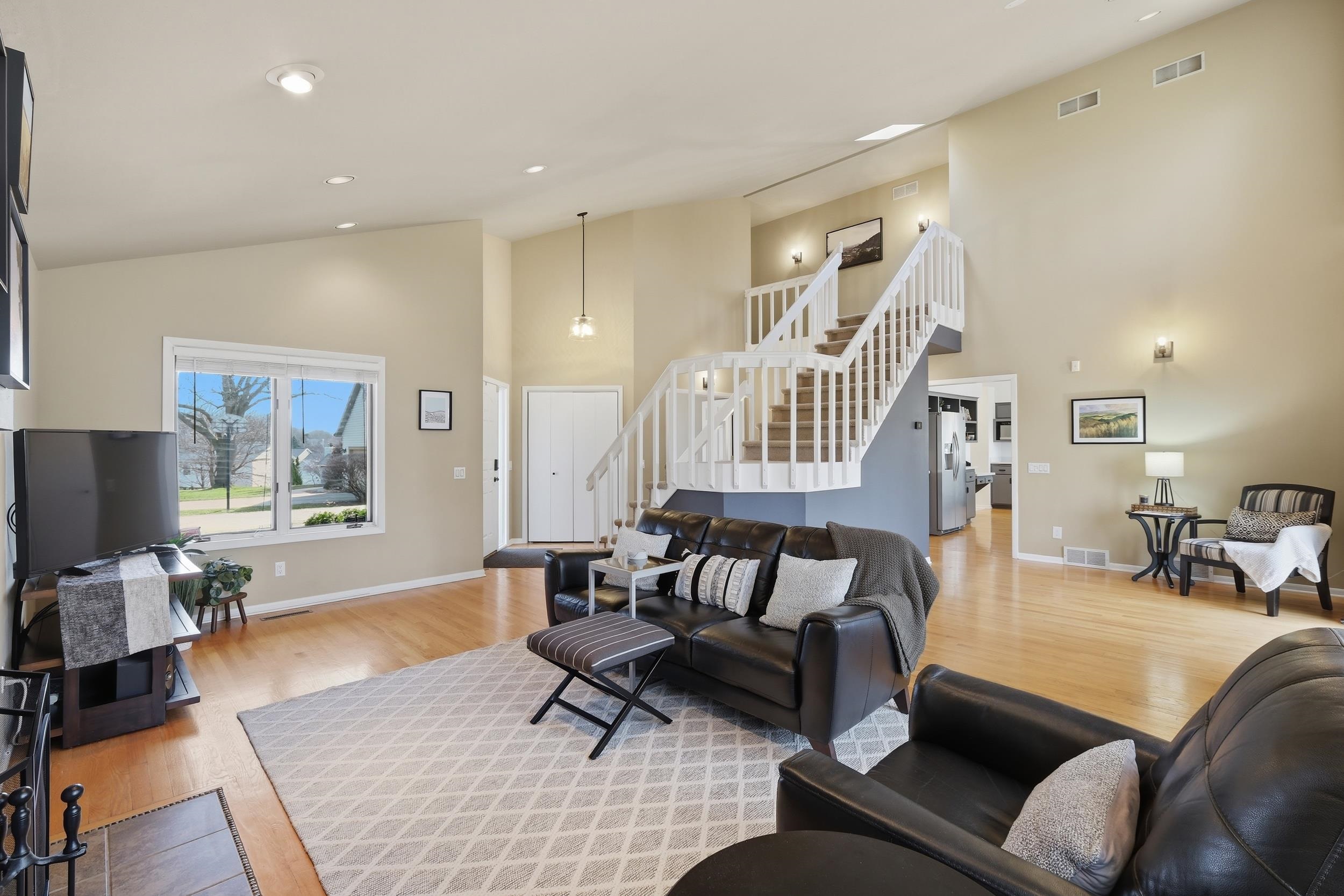 34 Maple View Court