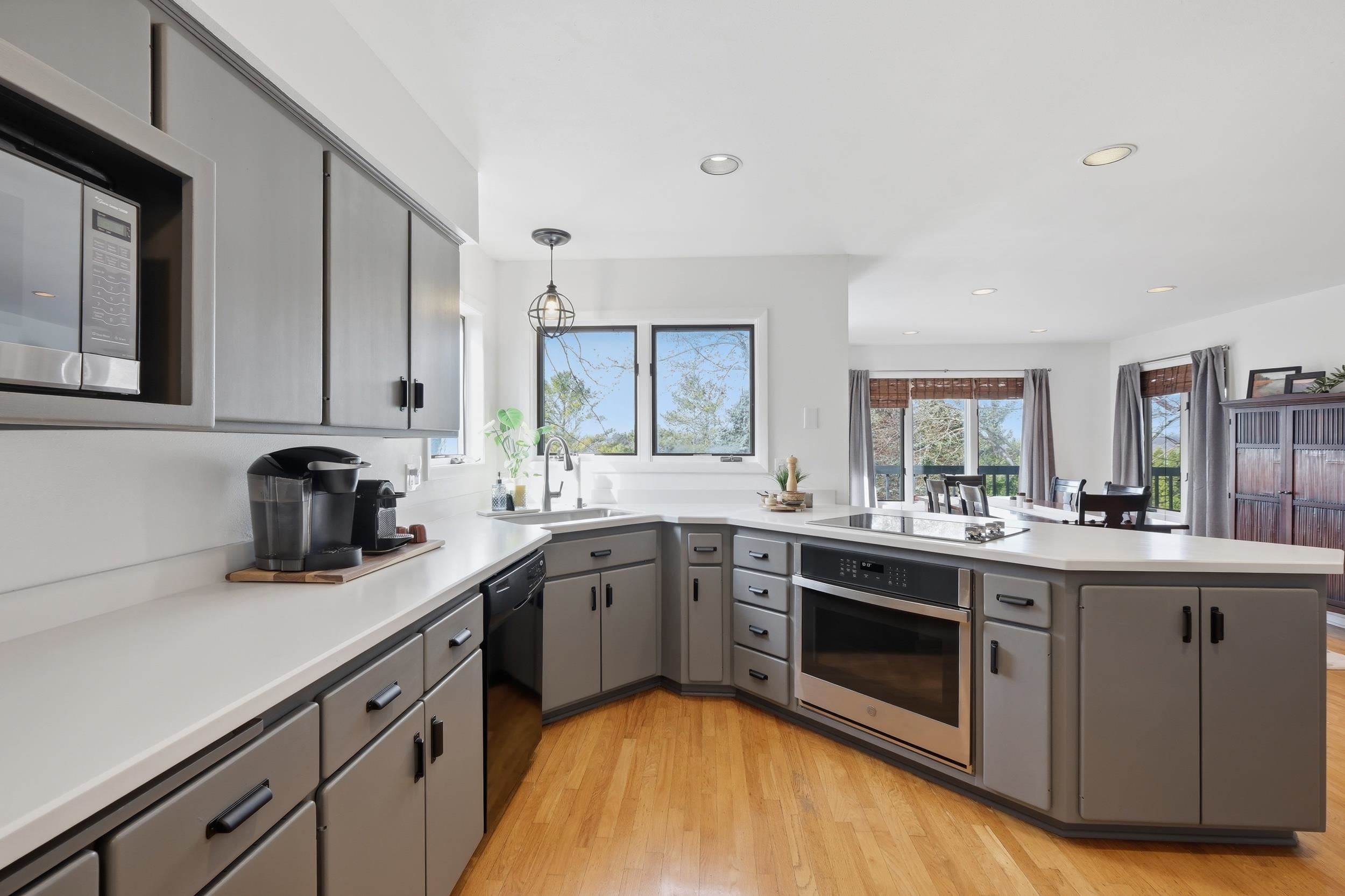 34 Maple View Court