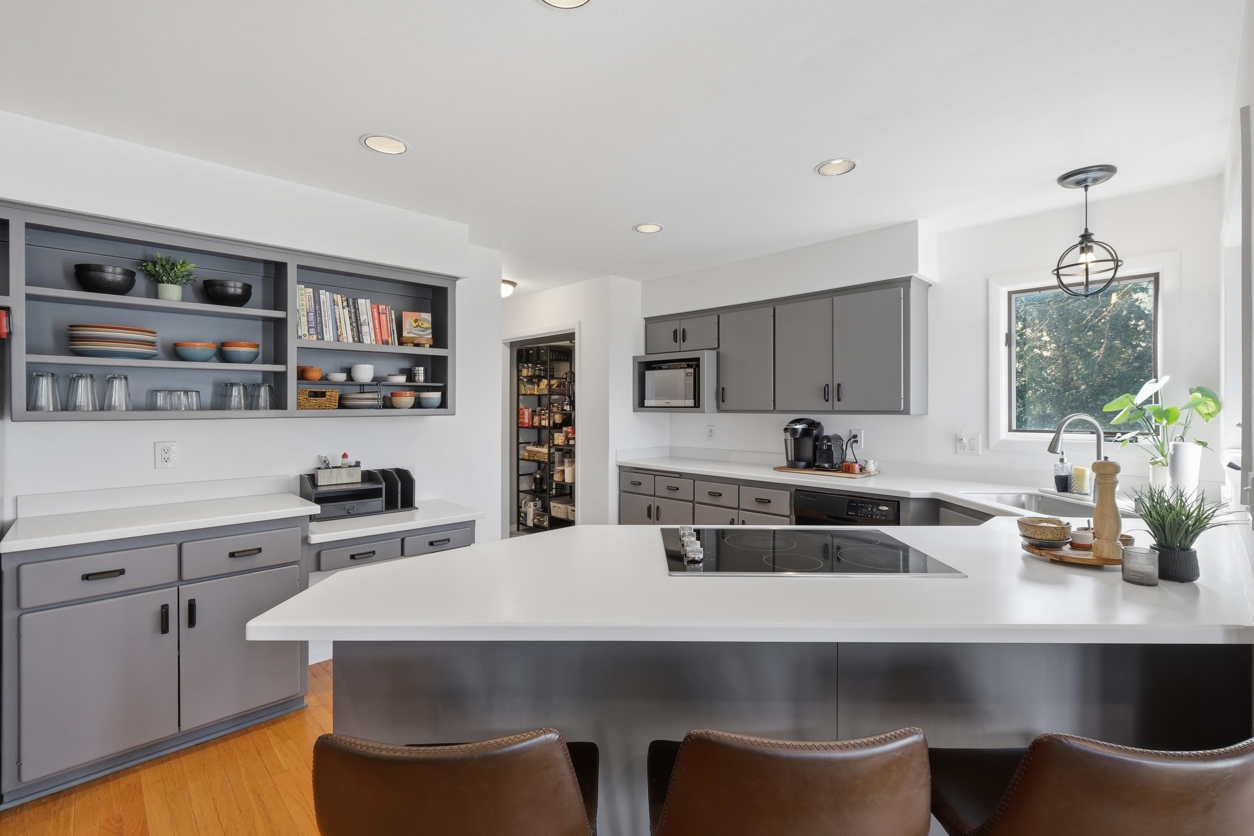 34 Maple View Court
