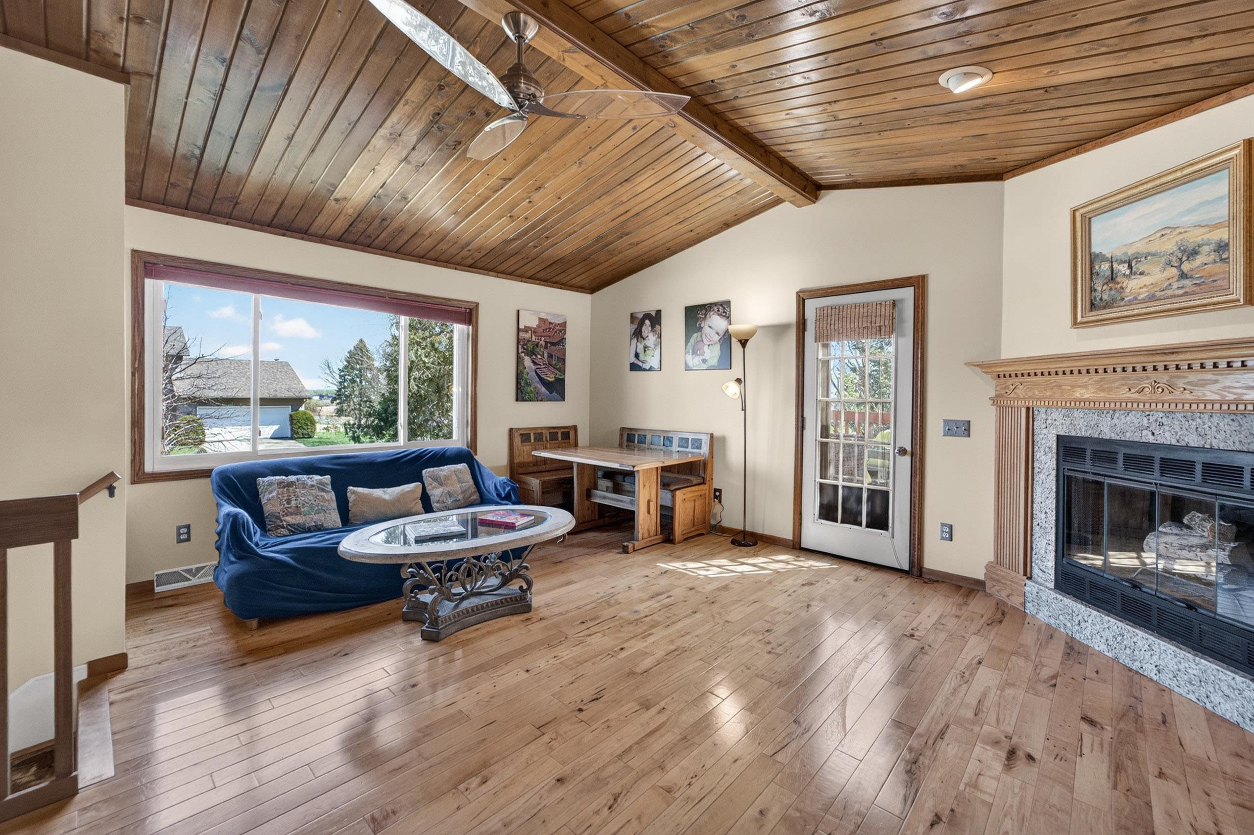 7115 Spring Hill Drive