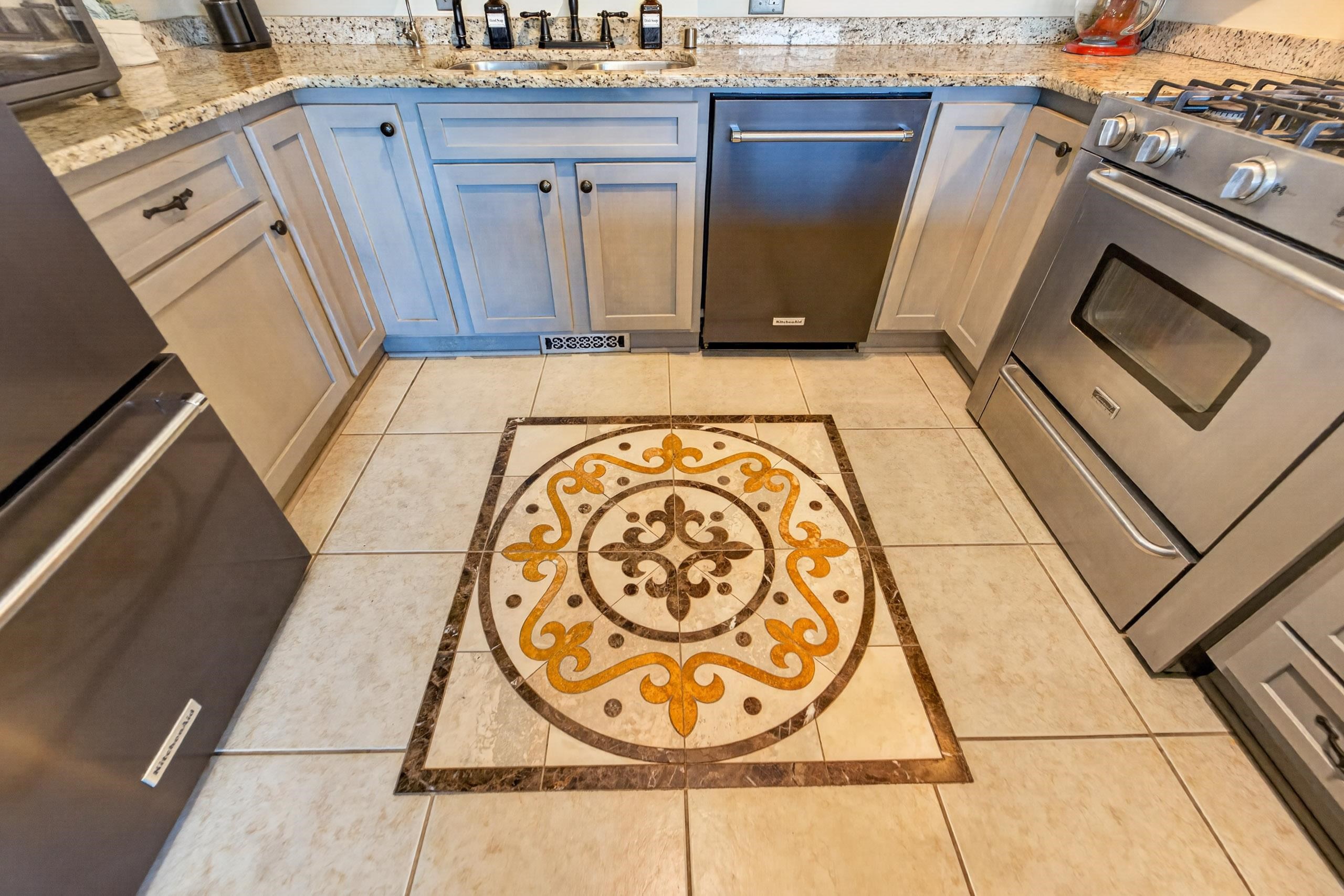 7115 Spring Hill Drive