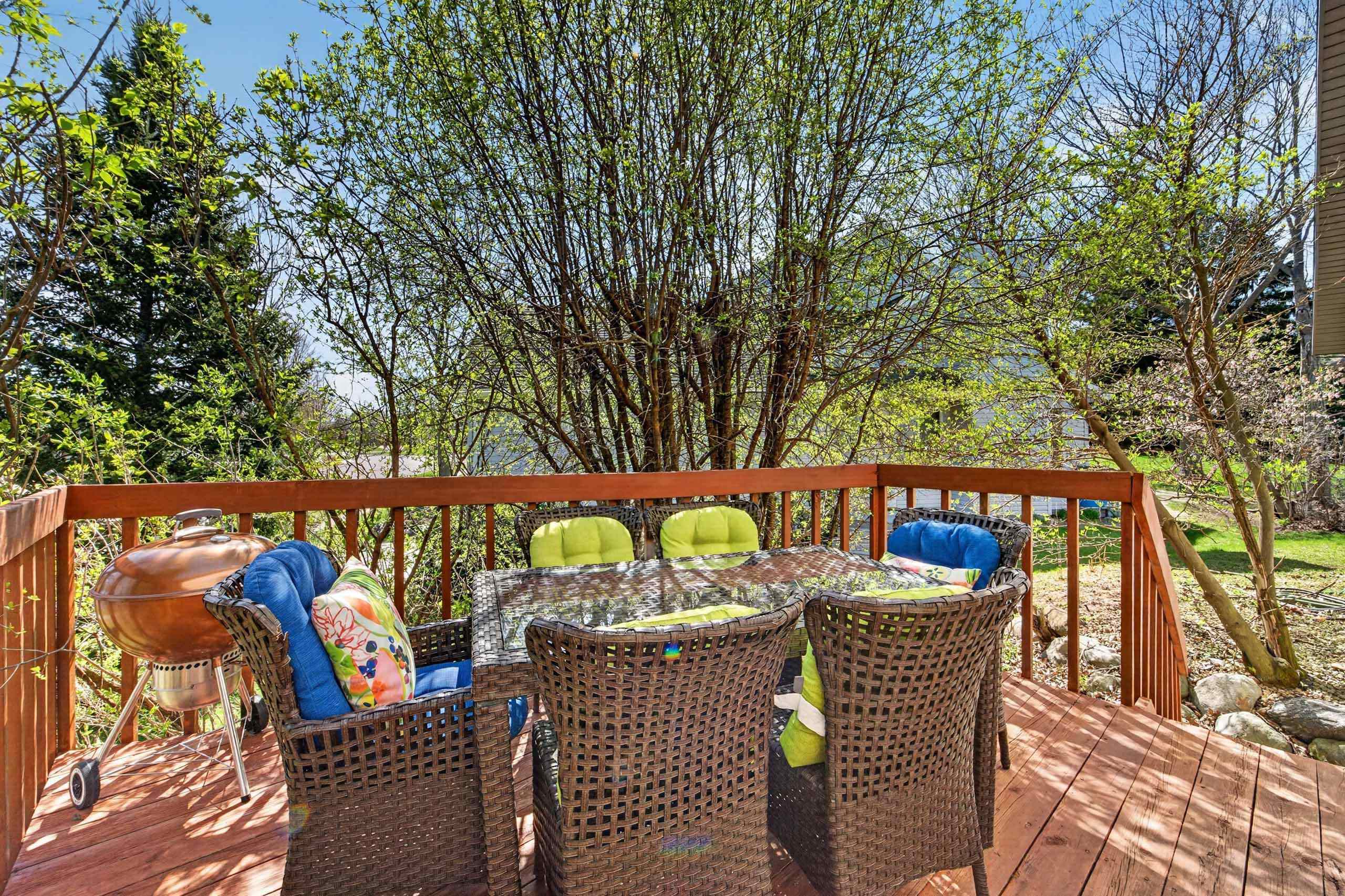 7115 Spring Hill Drive