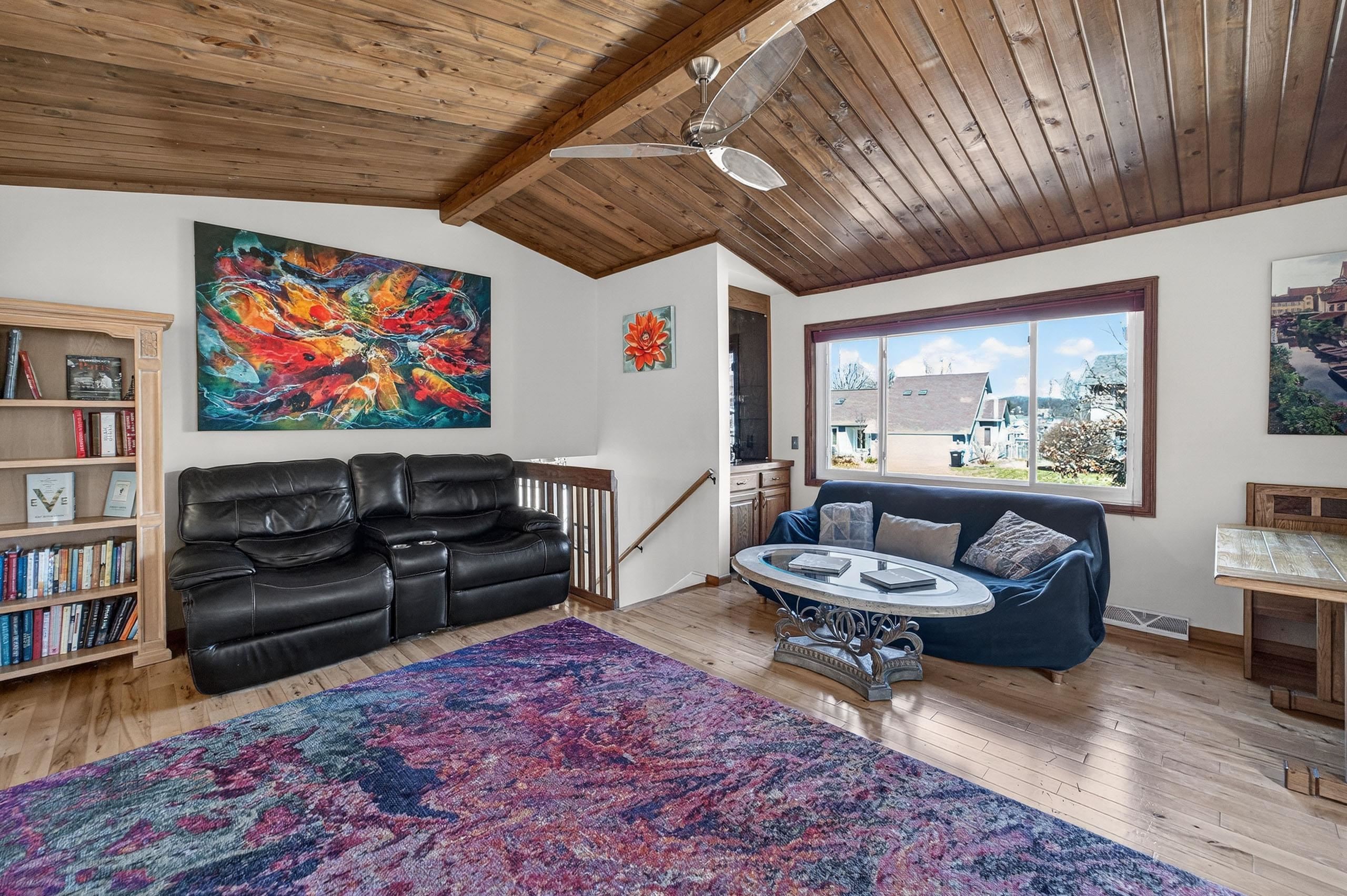 7115 Spring Hill Drive