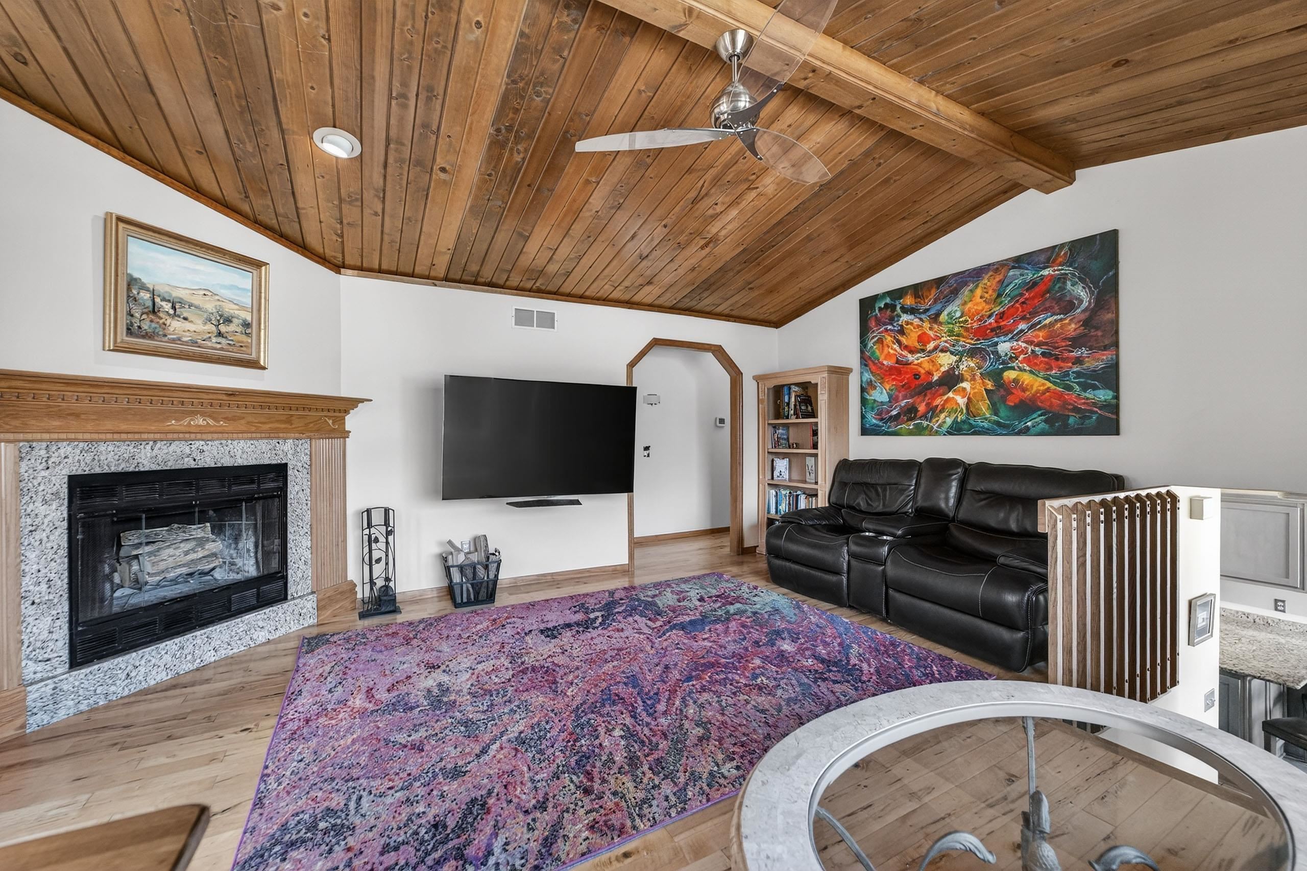 7115 Spring Hill Drive