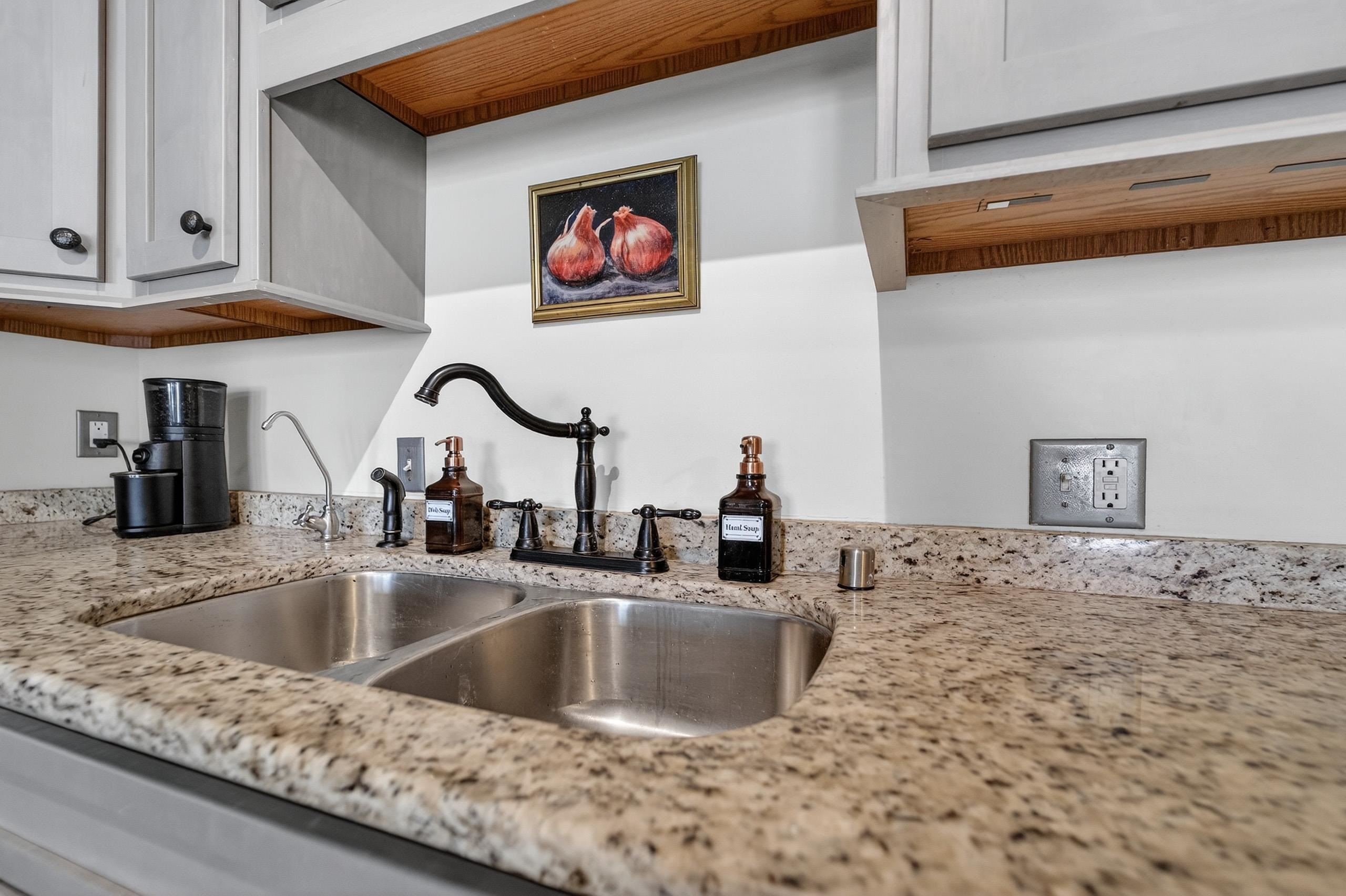 7115 Spring Hill Drive