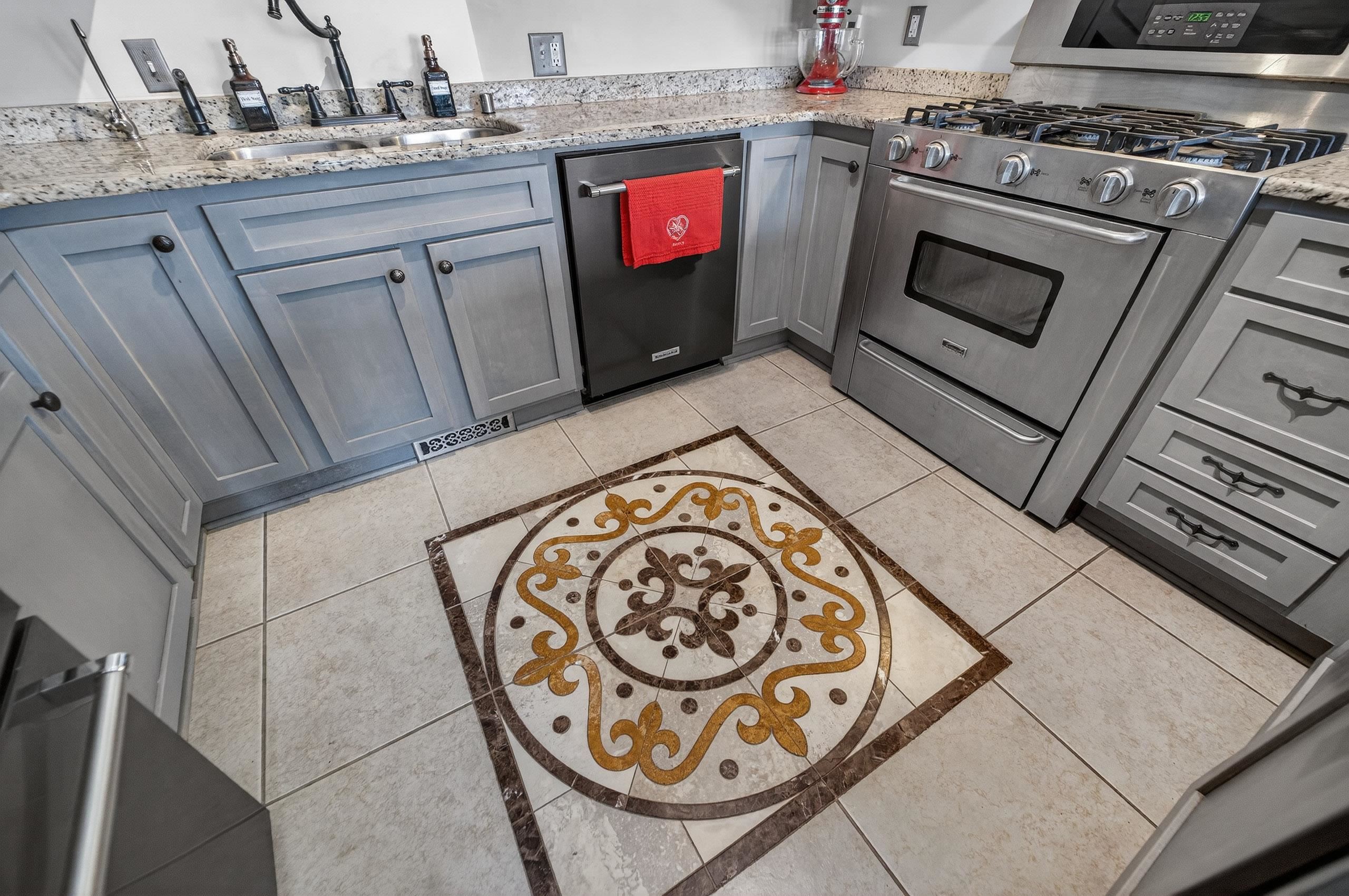 7115 Spring Hill Drive