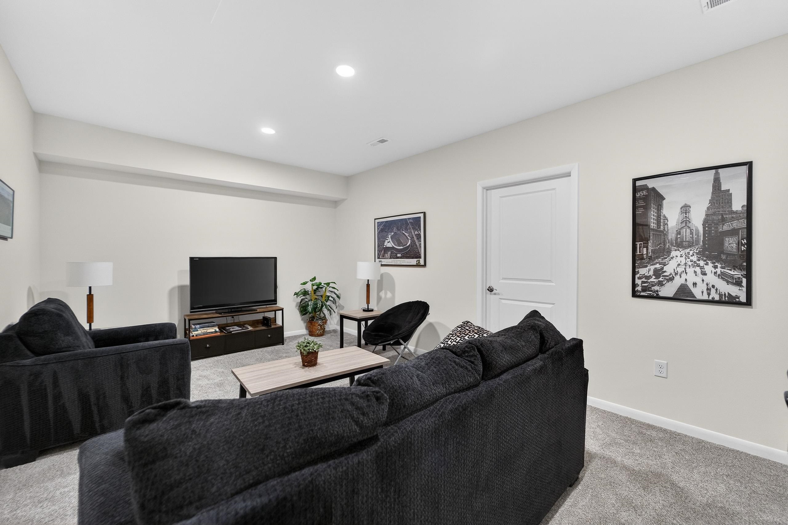 804 Roosevelt Street