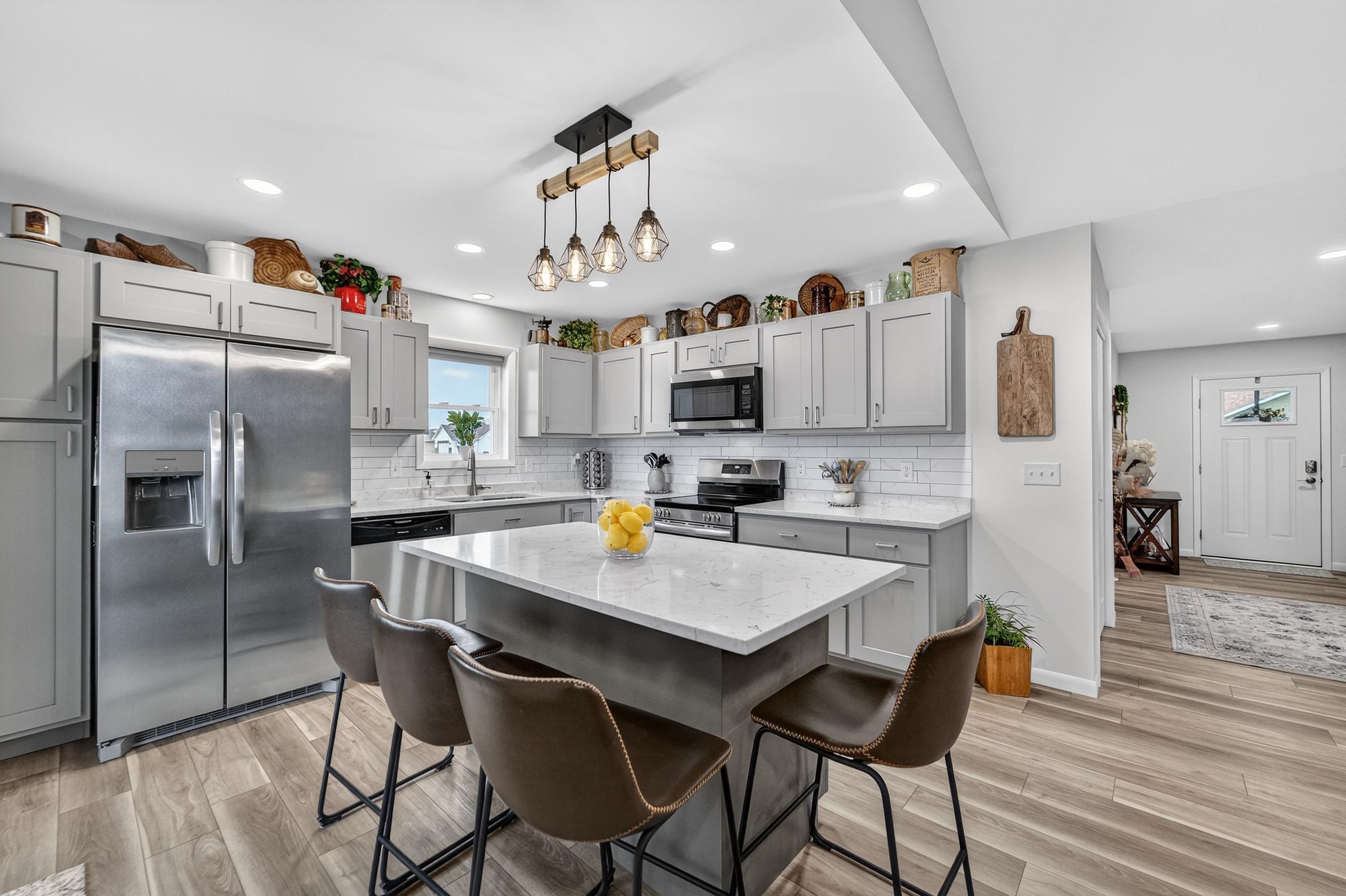 804 Roosevelt Street