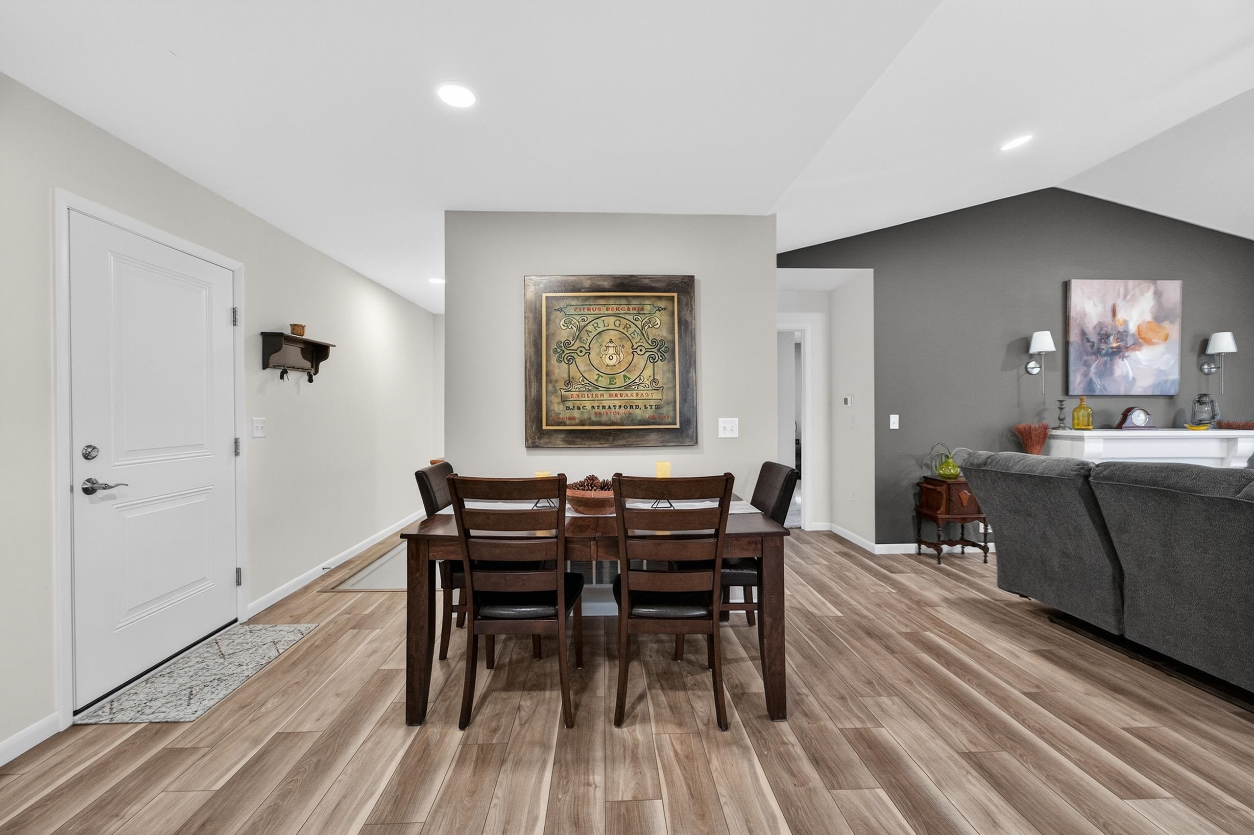 804 Roosevelt Street