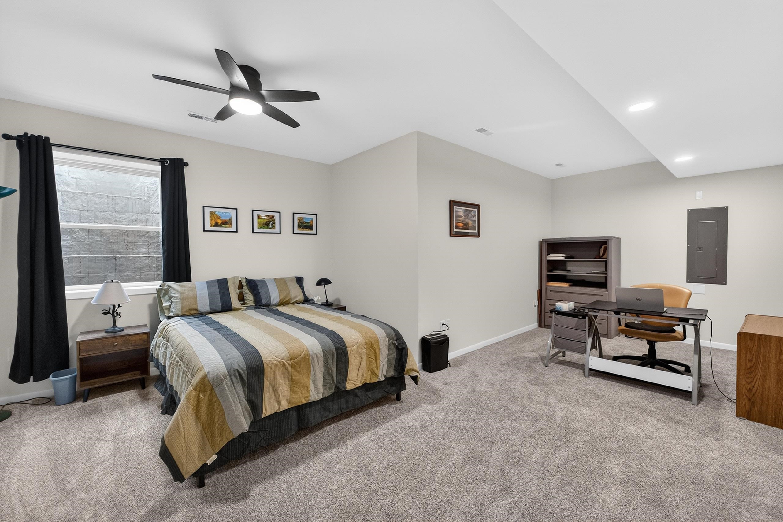 804 Roosevelt Street