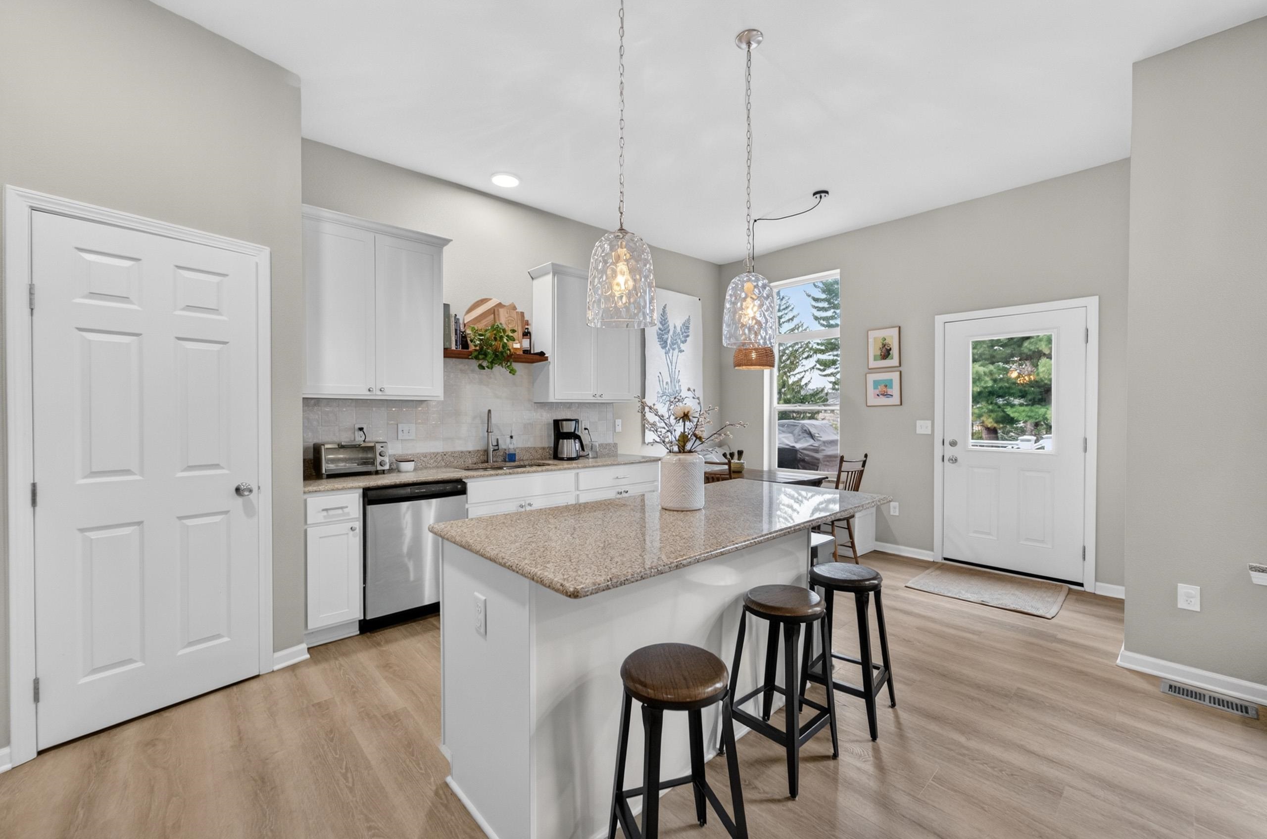 381 Bell View Avenue