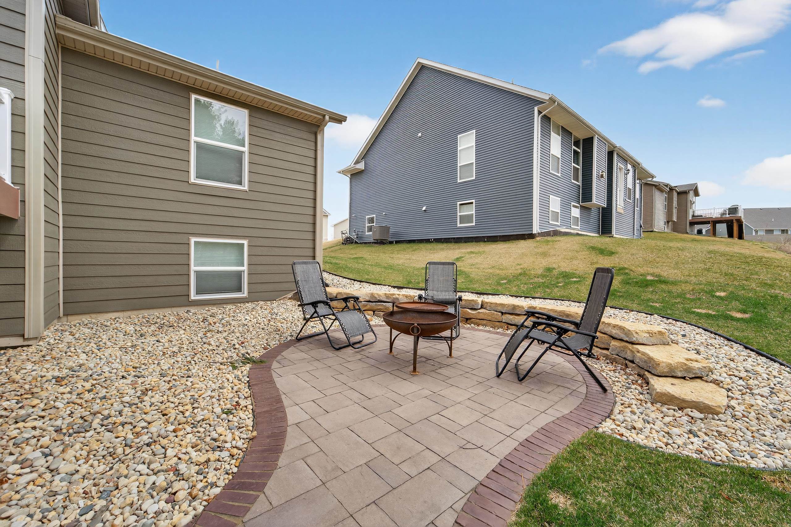 381 Bell View Avenue