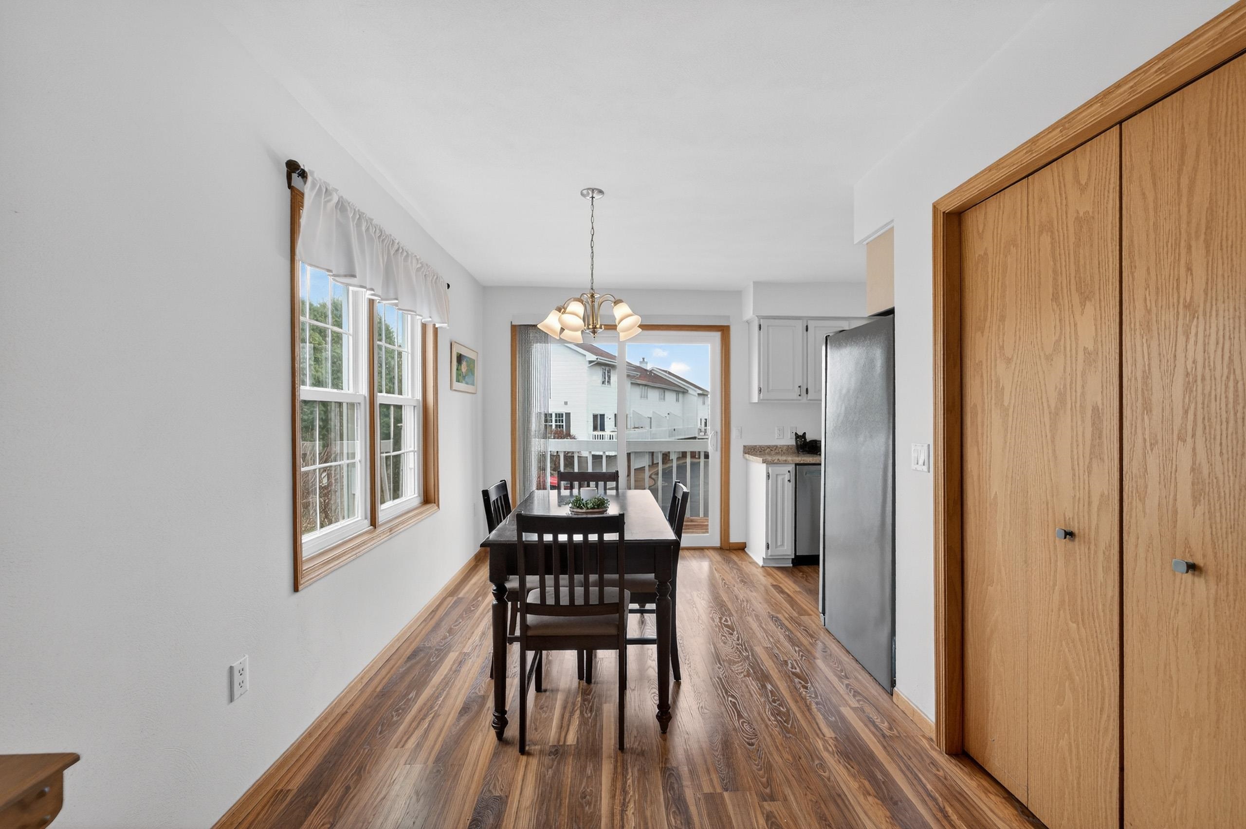 3202 Dorchester Way