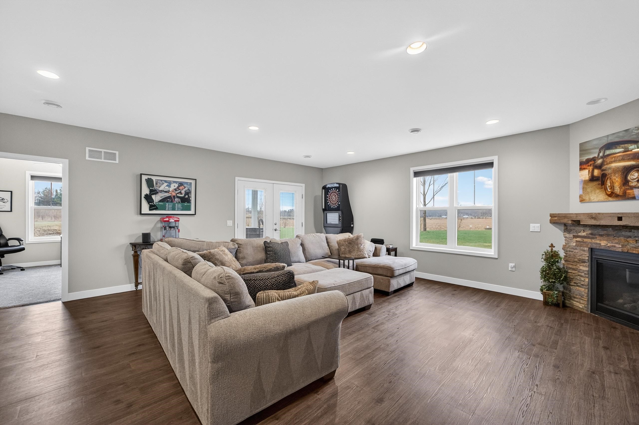 1823 S Brooklyn Drive