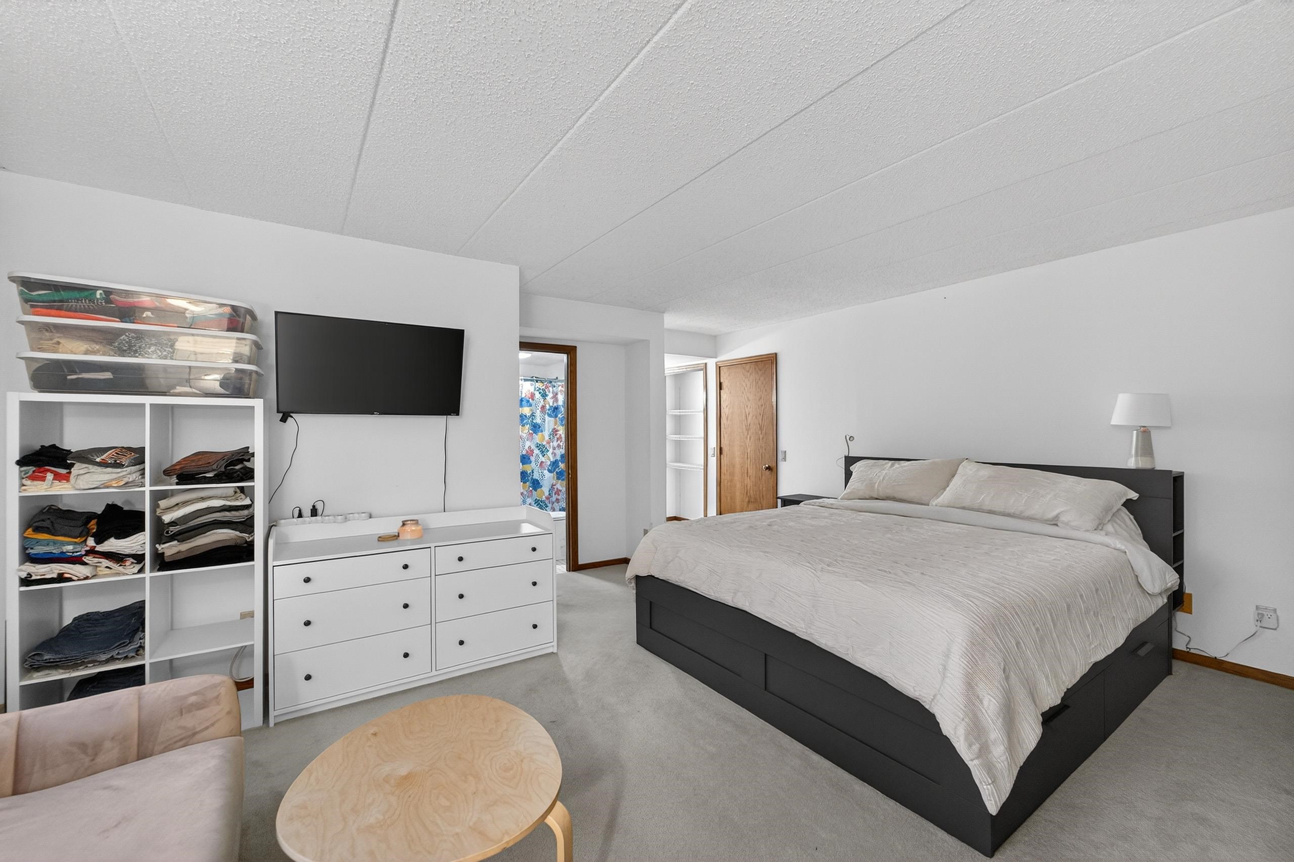 14 Maple Wood Lane 18