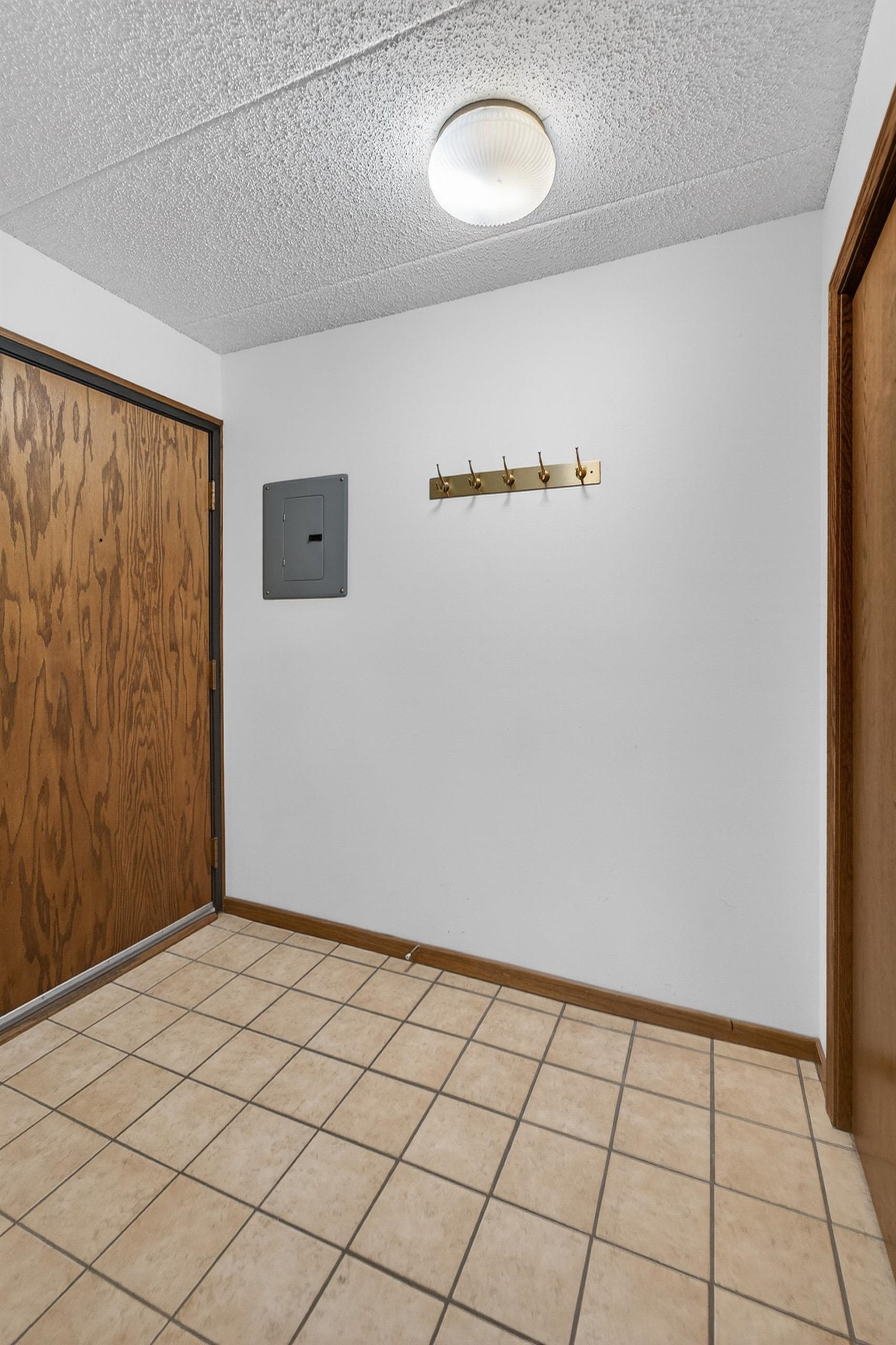 14 Maple Wood Lane 18