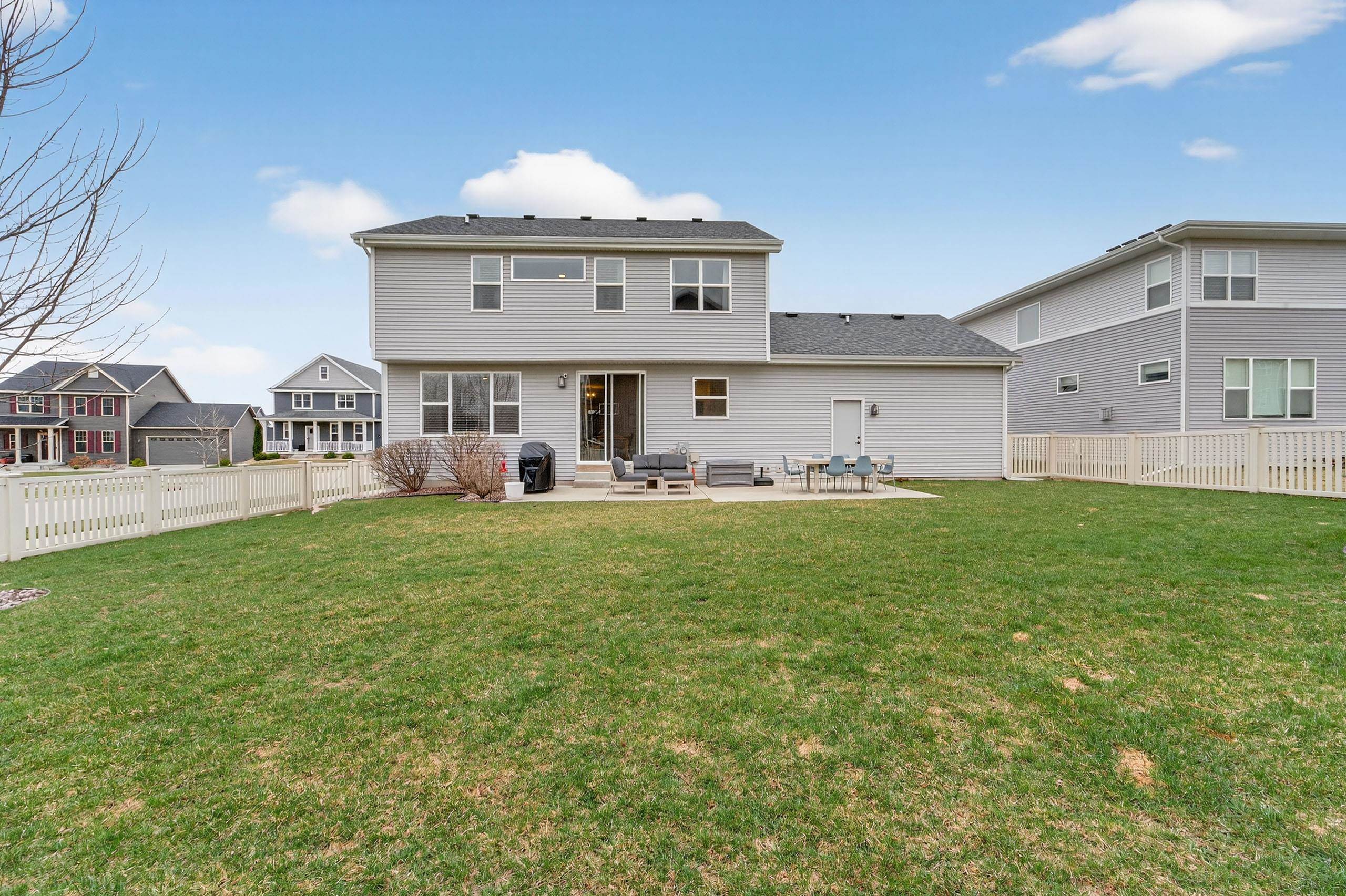 10324 Ivory Dove Trail